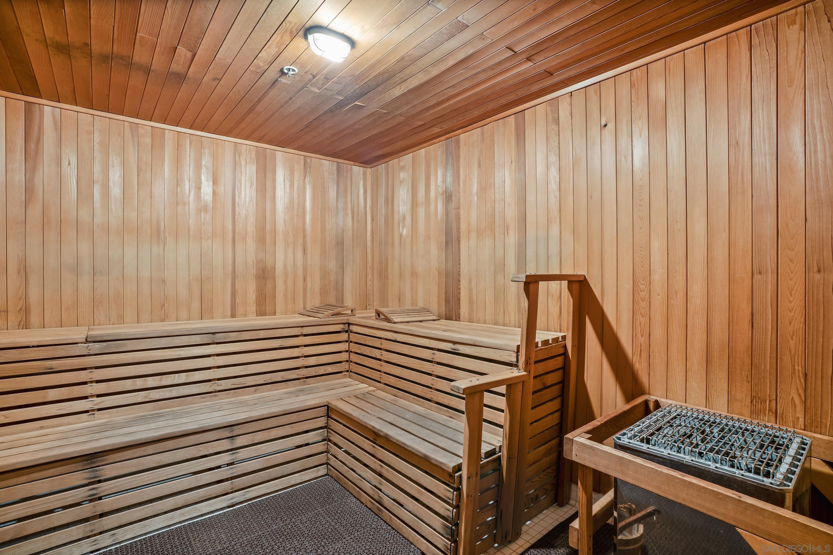 Detail Gallery Image 35 of 39 For 1205  Pacific Hwy  #1505,  San Diego,  CA 92101 - 2 Beds | 2 Baths