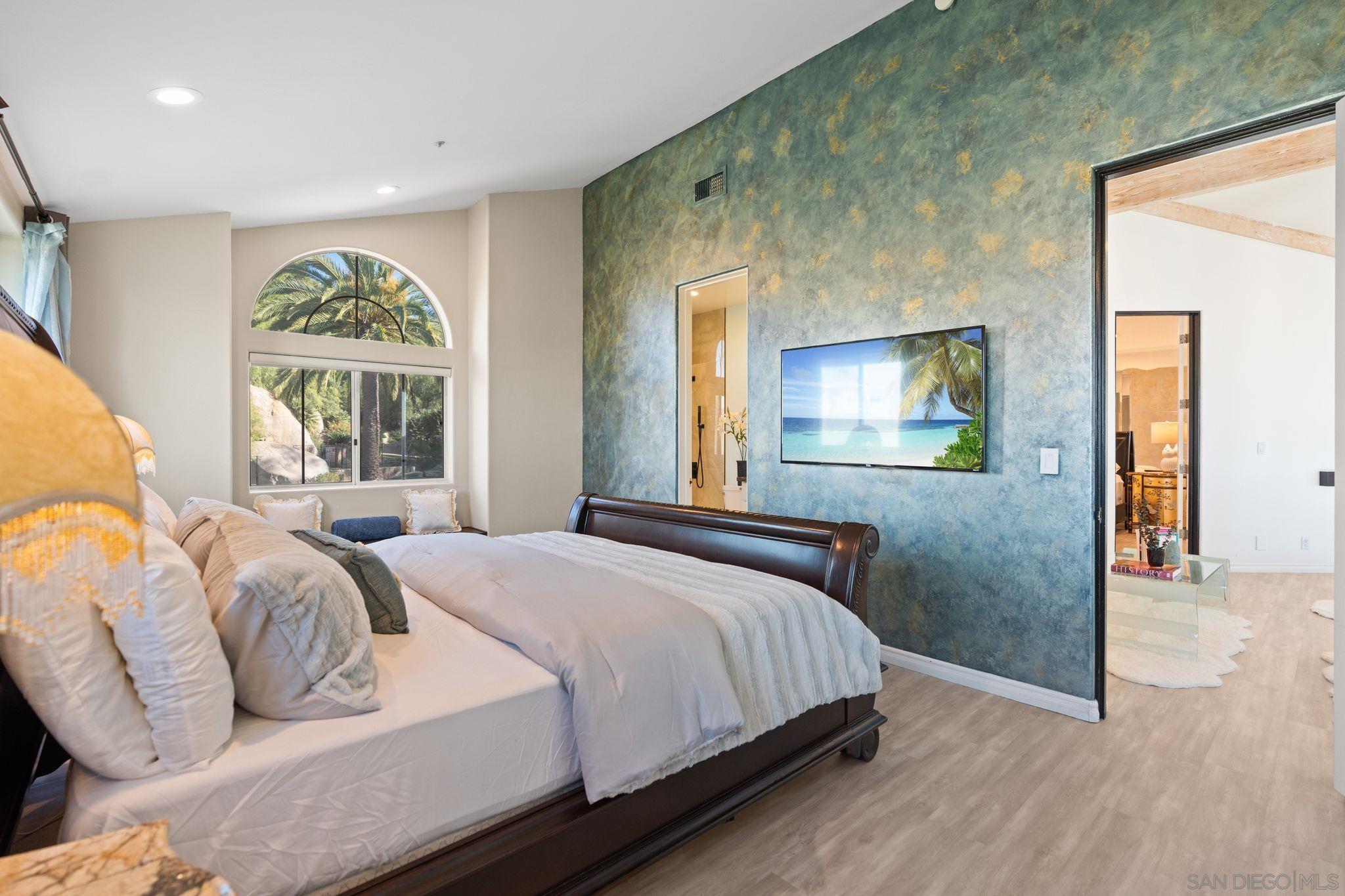 Detail Gallery Image 21 of 36 For 9629  Misty Meadow Lane, Escondido,  CA 92026 - 4 Beds | 5/1 Baths