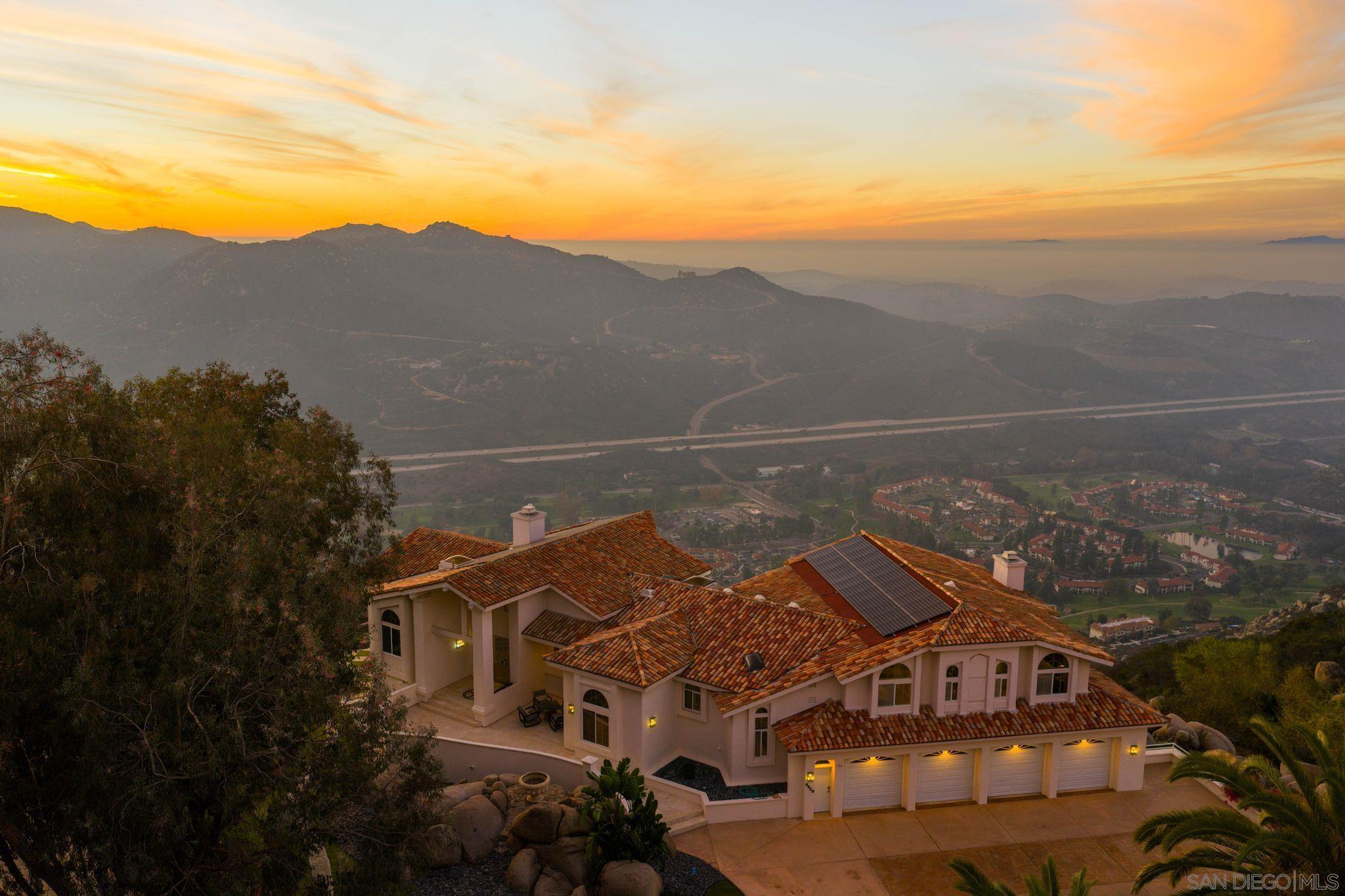 Detail Gallery Image 34 of 36 For 9629  Misty Meadow Lane, Escondido,  CA 92026 - 4 Beds | 5/1 Baths