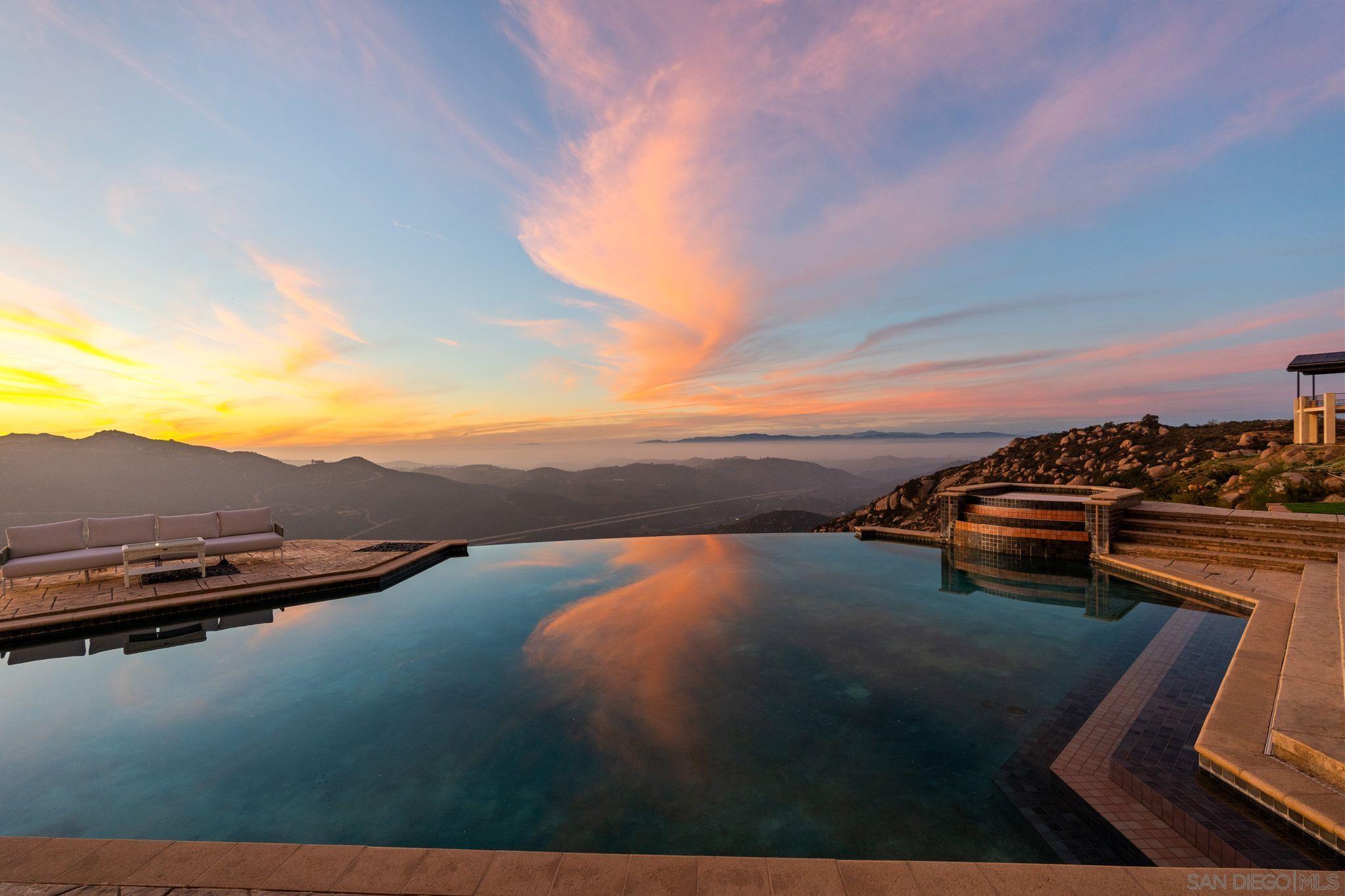 Detail Gallery Image 36 of 36 For 9629  Misty Meadow Lane, Escondido,  CA 92026 - 4 Beds | 5/1 Baths