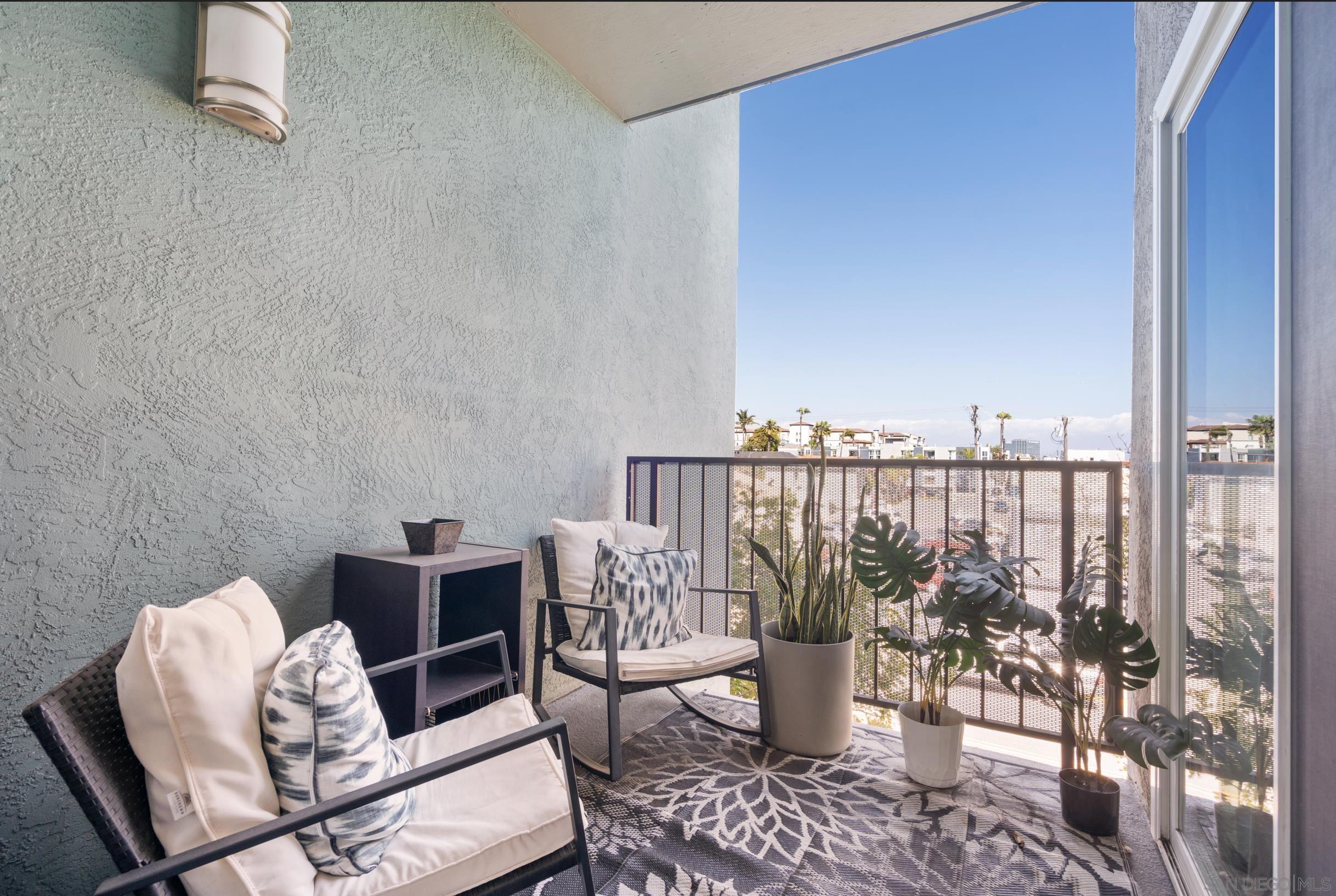 Detail Gallery Image 8 of 18 For 2828  University Ave  #310,  San Diego,  CA 92104 - 1 Beds | 1 Baths