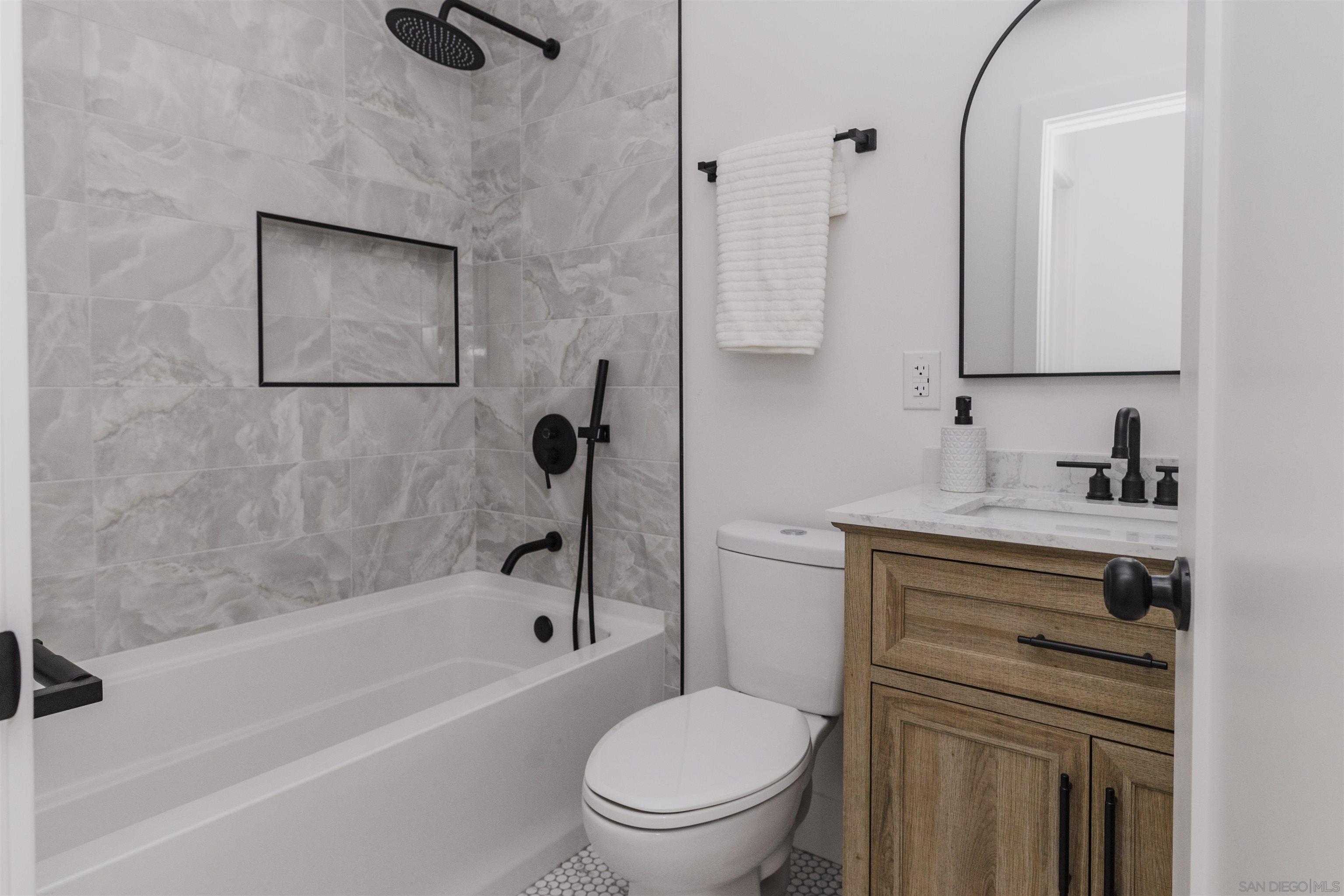 Detail Gallery Image 44 of 68 For 1028-30  Lincoln Ave, San Diego,  CA 92103 - – Beds | – Baths