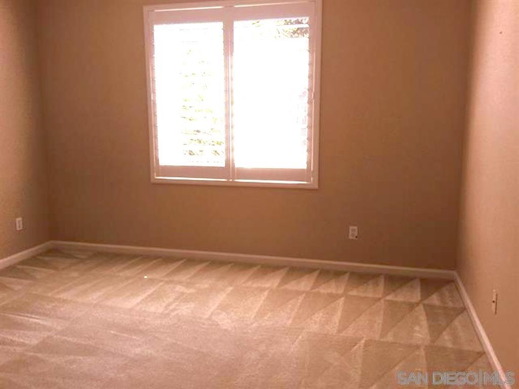 Detail Gallery Image 12 of 20 For 7023  Chapala Canyon Ct, San Diego,  CA 92129 - 5 Beds | 4 Baths