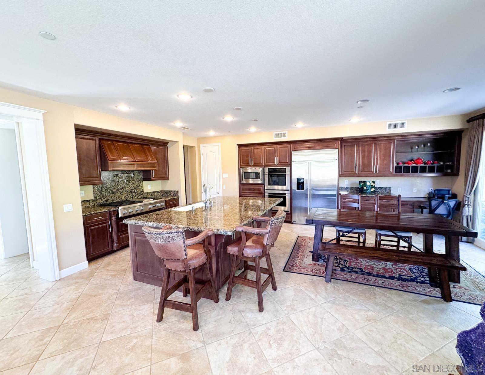 Detail Gallery Image 12 of 32 For 536  Quail Pointe Lane, Encinitas,  CA 92024 - 4 Beds | 4/1 Baths