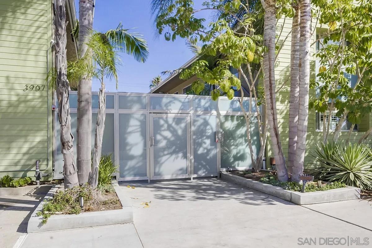 Detail Gallery Image 2 of 29 For 3907  Georgia St  #12,  San Diego,  CA 92103 - 2 Beds | 1 Baths