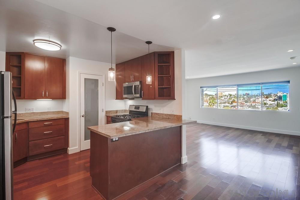 Detail Gallery Image 5 of 29 For 3907  Georgia St  #12,  San Diego,  CA 92103 - 2 Beds | 1 Baths