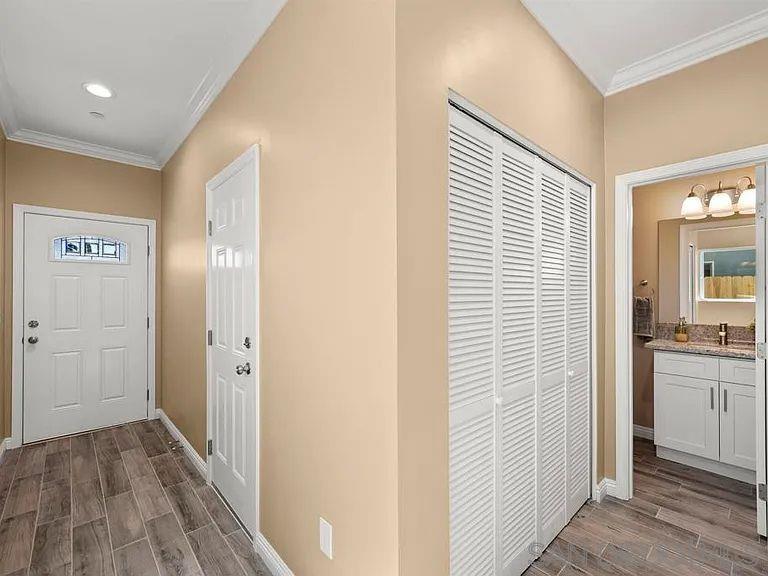 Detail Gallery Image 4 of 27 For 909  Concepcion Ave, Spring Valley,  CA 91977 - 3 Beds | 2/1 Baths