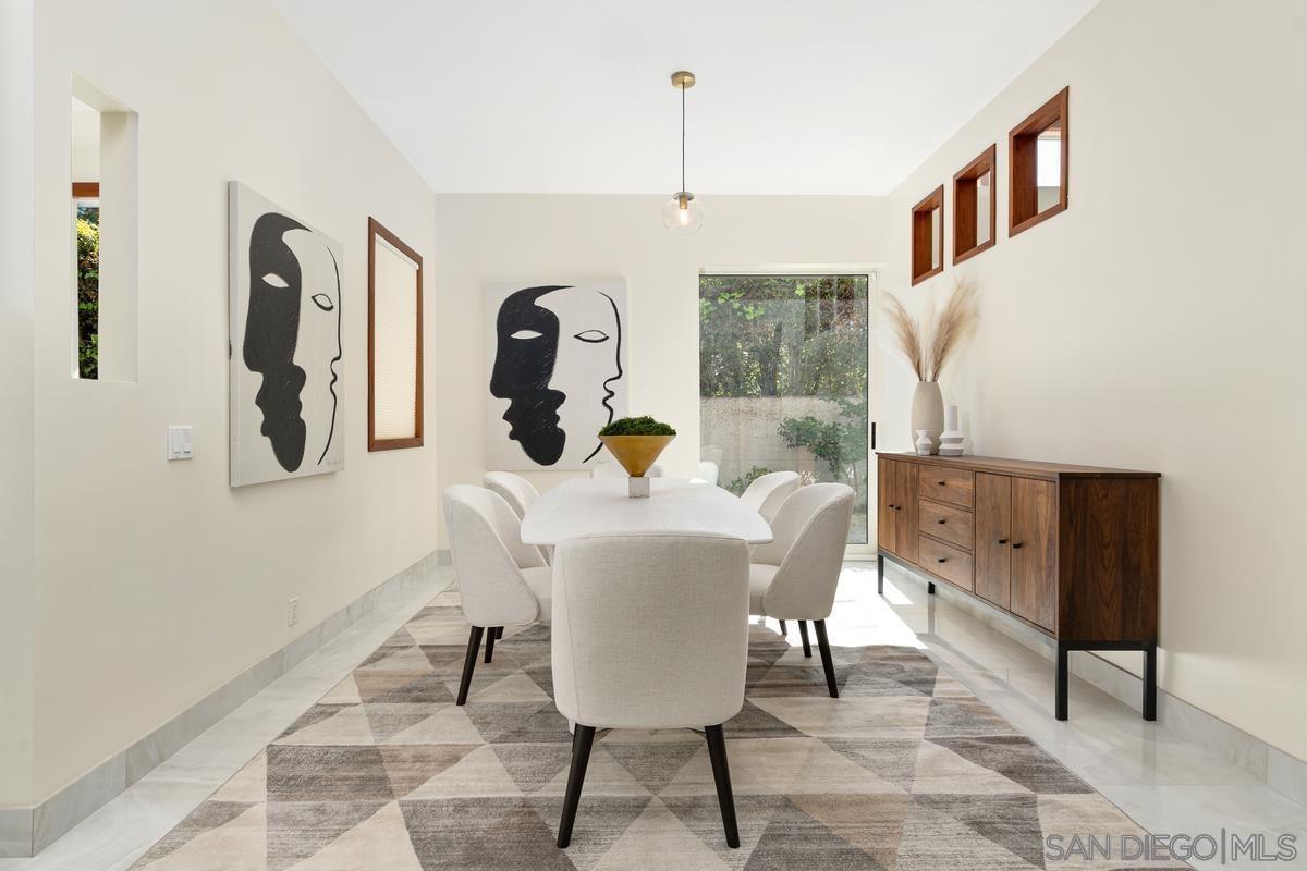 Detail Gallery Image 9 of 27 For 7911 E  El Paseo Grande, La Jolla,  CA 92037 - 5 Beds | 5/1 Baths