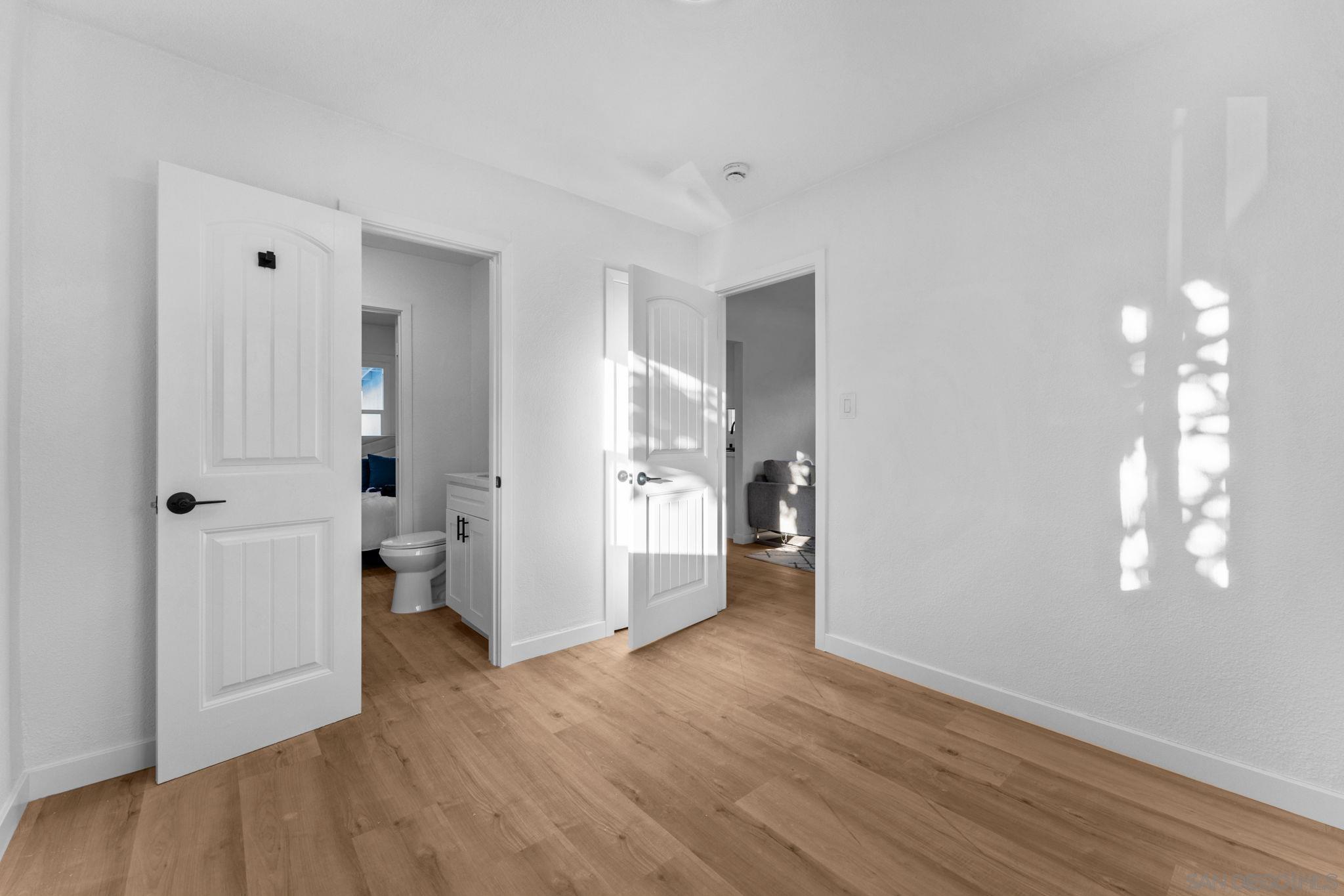 Detail Gallery Image 11 of 20 For 4376  Myrtle Ave, San Diego,  CA 92105 - 3 Beds | 2 Baths