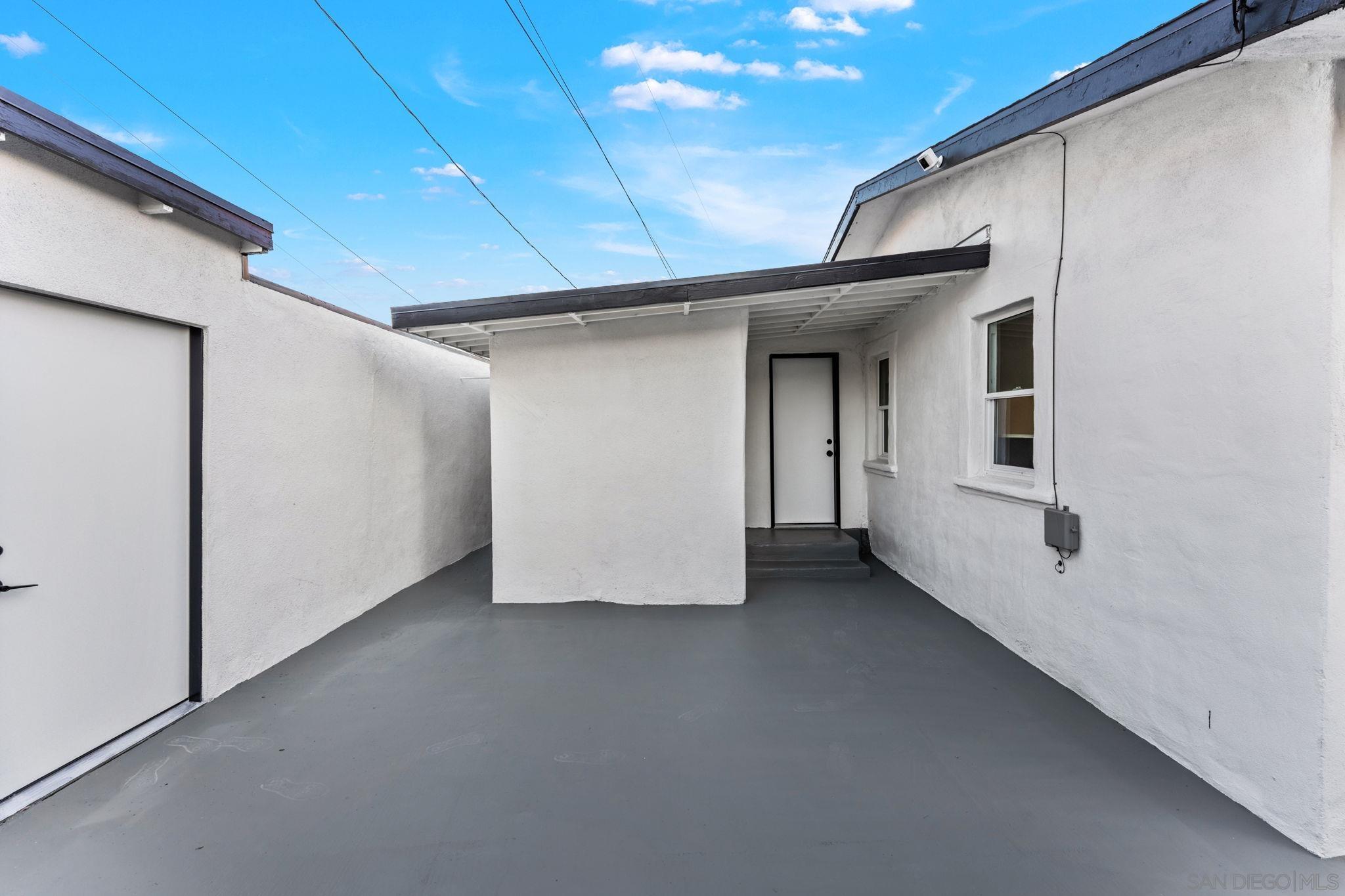 Detail Gallery Image 15 of 20 For 4376  Myrtle Ave, San Diego,  CA 92105 - 3 Beds | 2 Baths