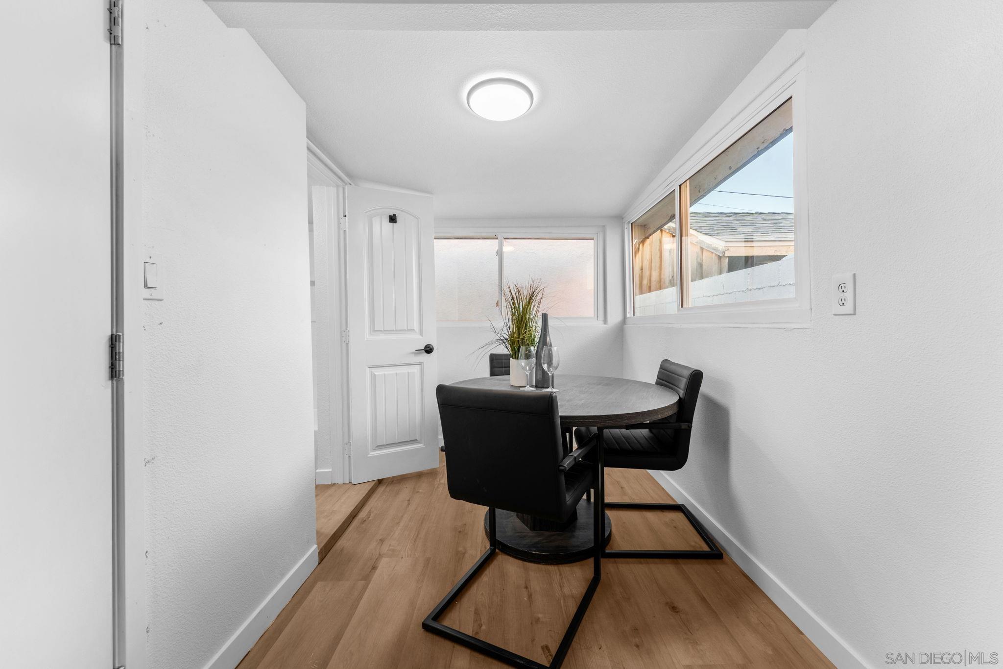 Detail Gallery Image 10 of 20 For 4376  Myrtle Ave, San Diego,  CA 92105 - 3 Beds | 2 Baths