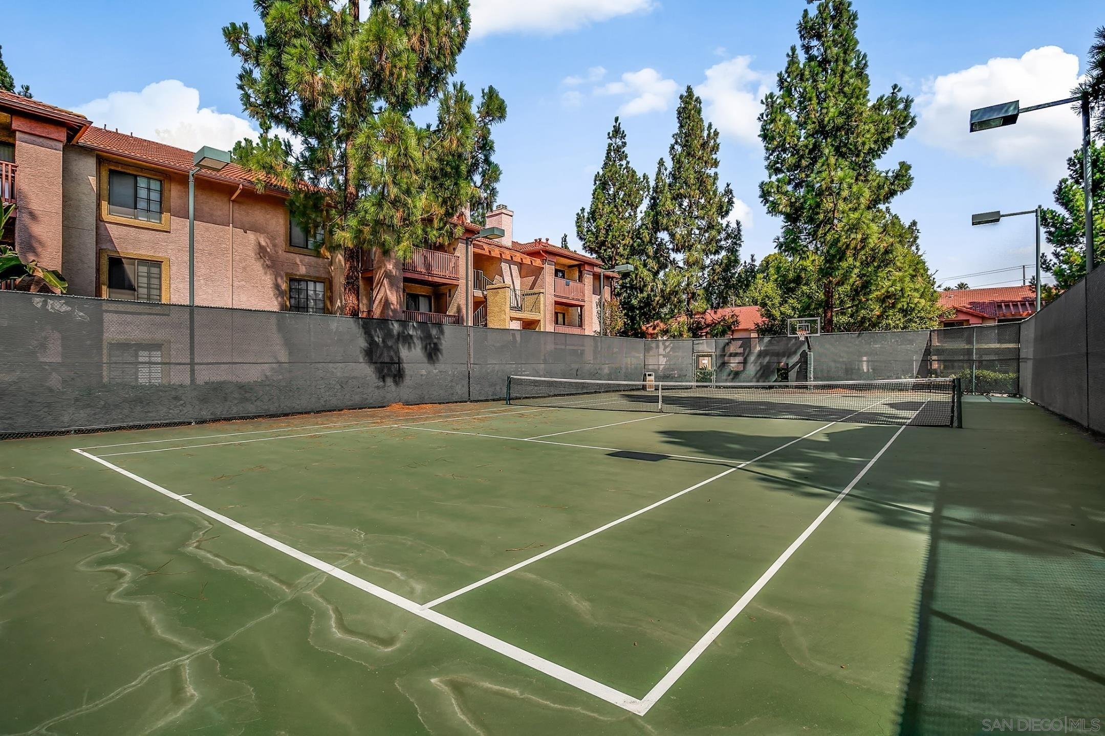 Detail Gallery Image 13 of 14 For 12047  Alta Carmel Ct  #189,  San Diego,  CA 92128 - 2 Beds | 2 Baths