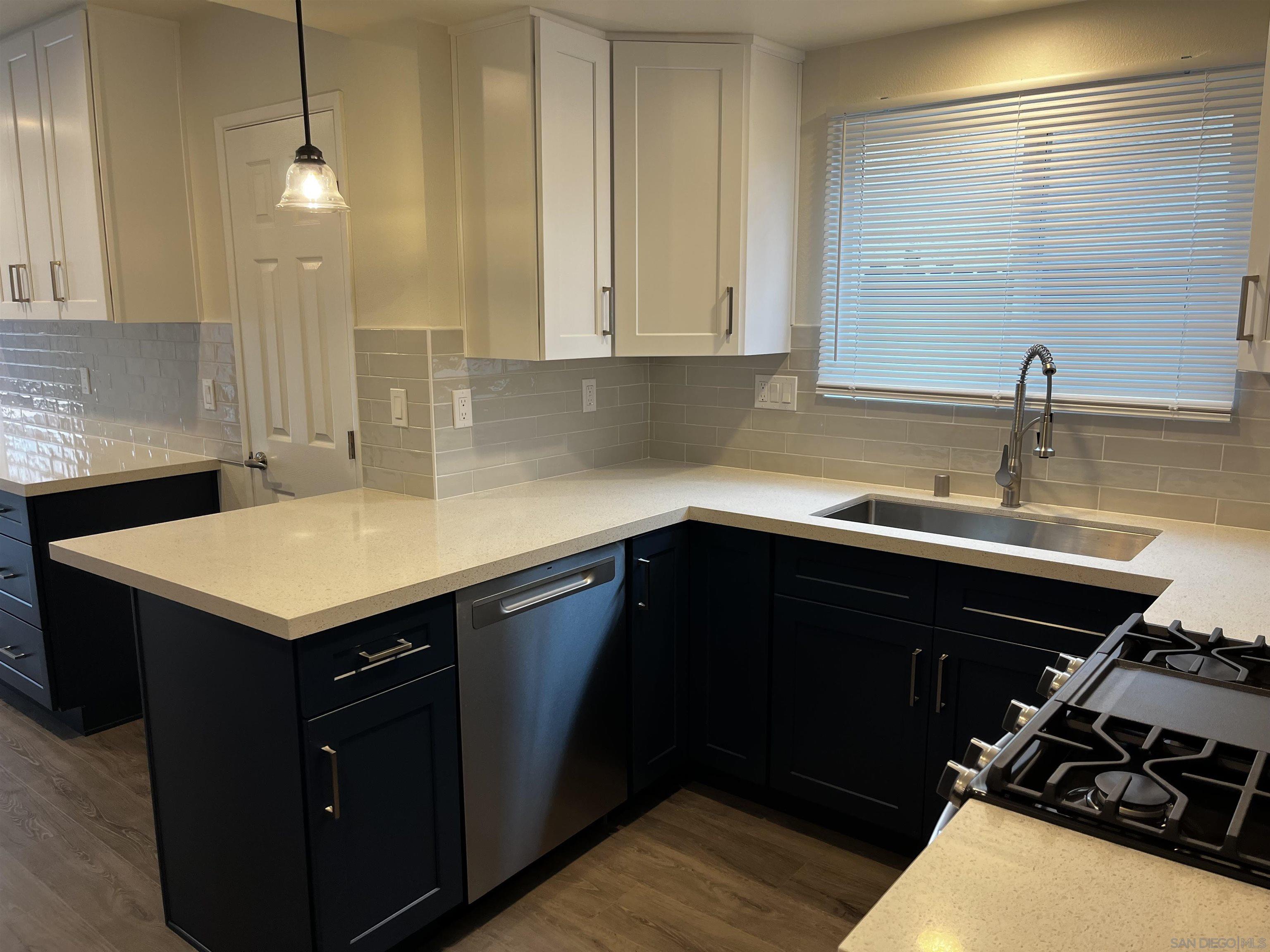 Detail Gallery Image 16 of 55 For 8758  Granite House Ln, Santee,  CA 92071 - 5 Beds | 3 Baths