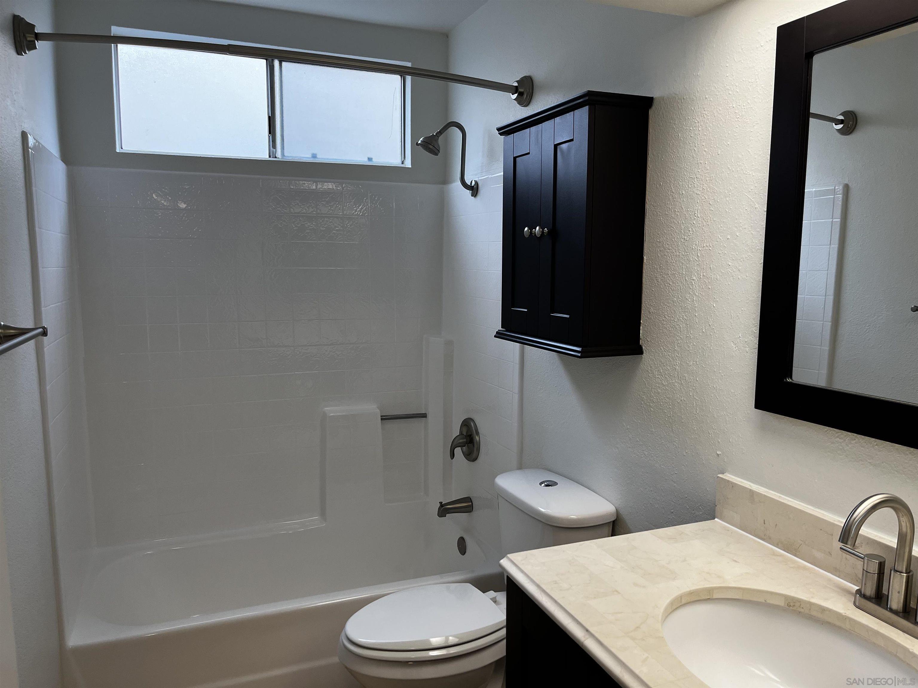 Detail Gallery Image 26 of 55 For 8758  Granite House Ln, Santee,  CA 92071 - 5 Beds | 3 Baths