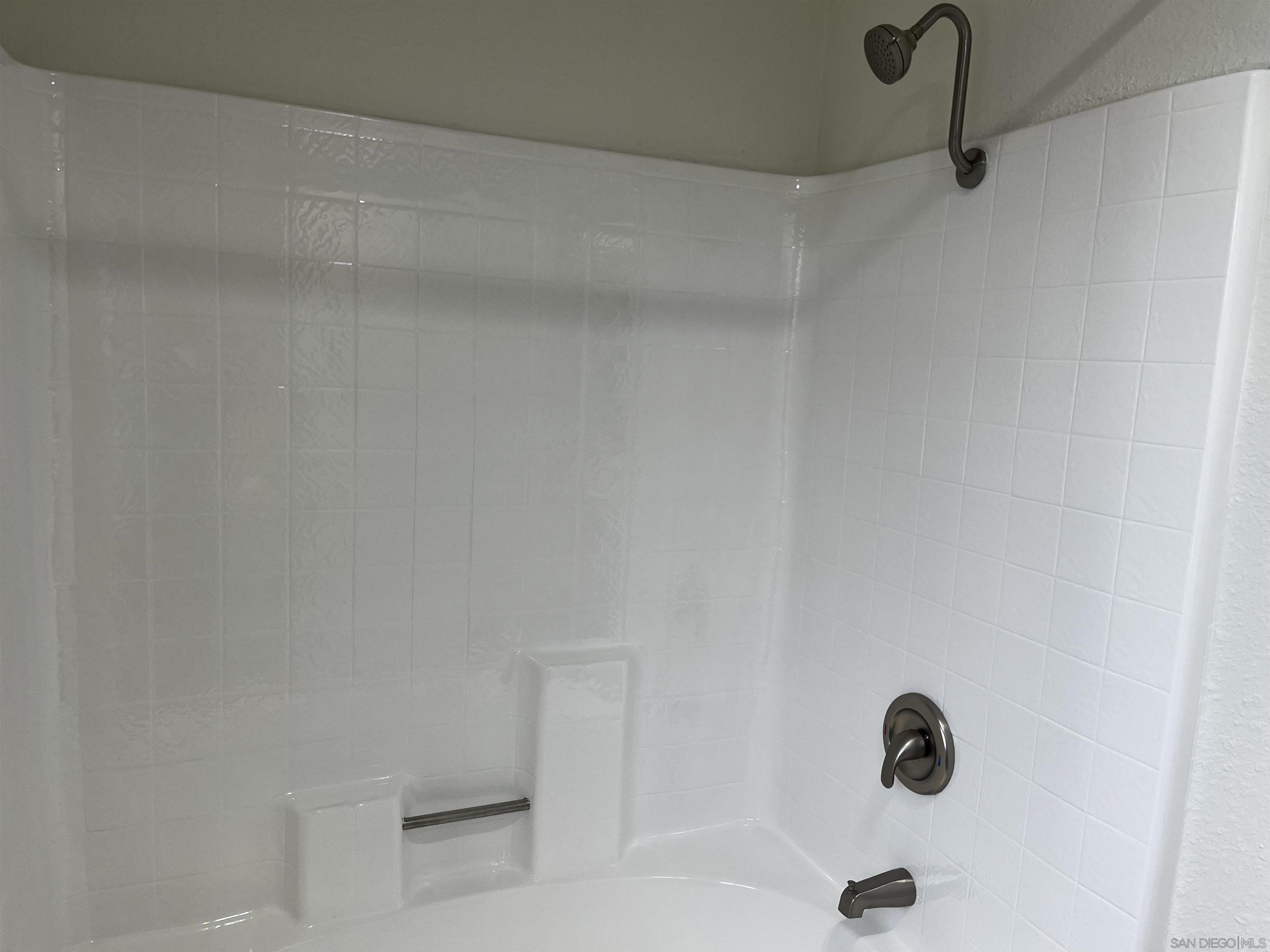 Detail Gallery Image 34 of 55 For 8758  Granite House Ln, Santee,  CA 92071 - 5 Beds | 3 Baths