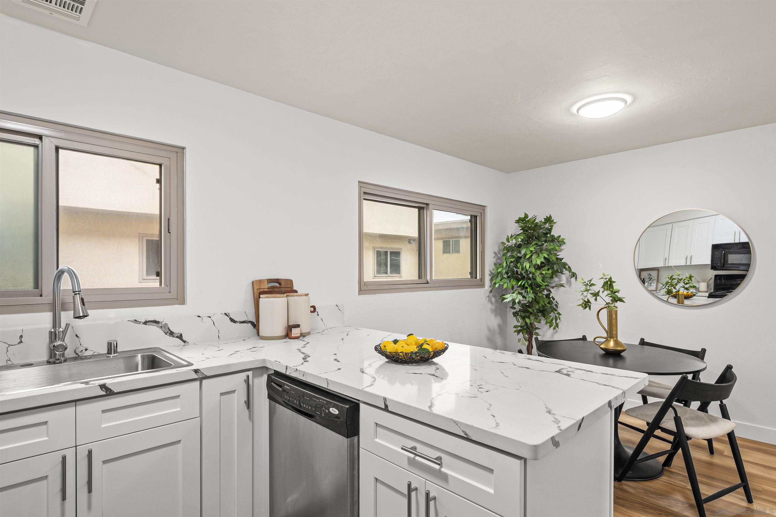 Detail Gallery Image 27 of 47 For 2640  Worden St  #214,  San Diego,  CA 92110 - 2 Beds | 1/1 Baths