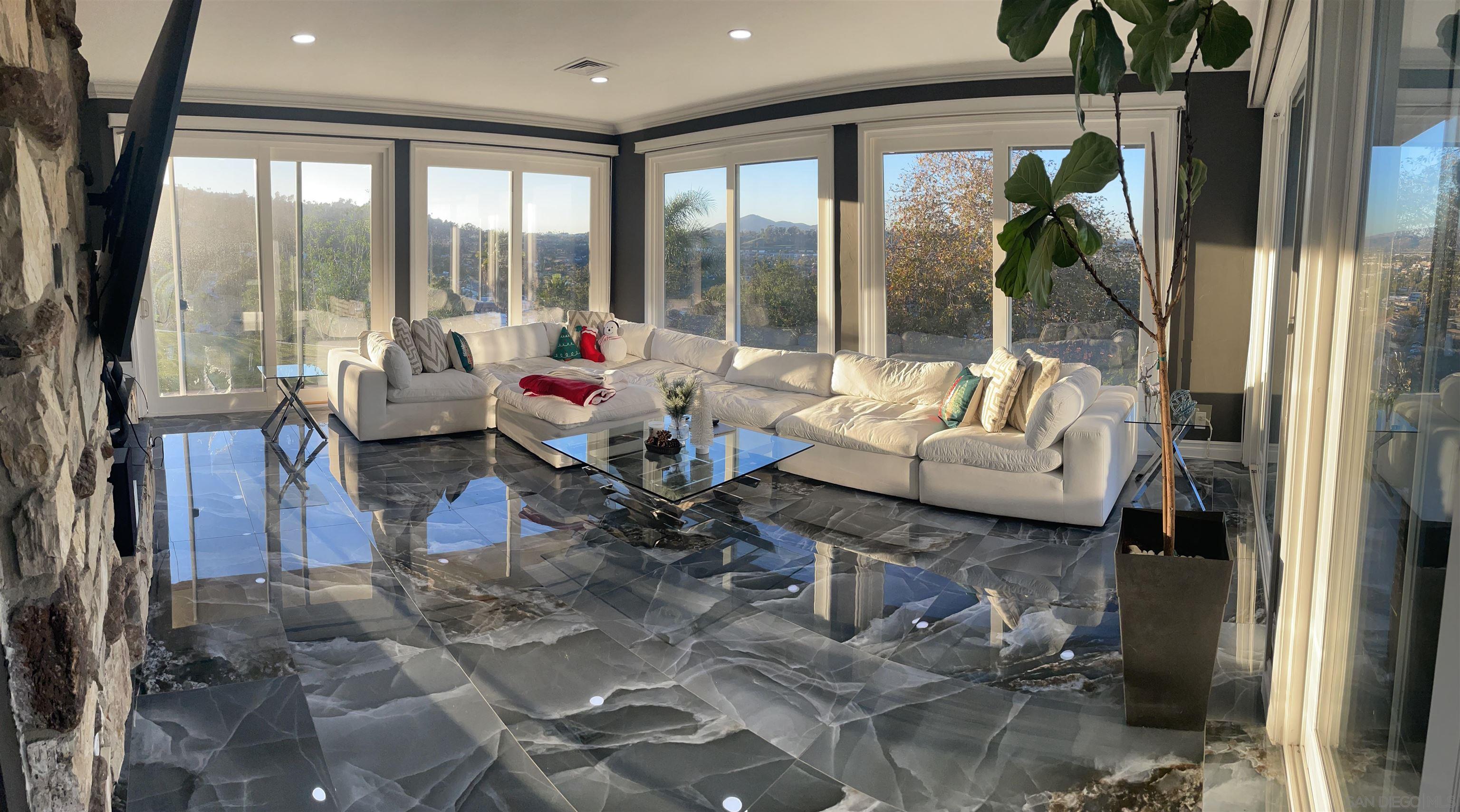 Detail Gallery Image 18 of 71 For 204  Cajon View Dr., El Cajon,  CA 92020 - 4 Beds | 3/1 Baths