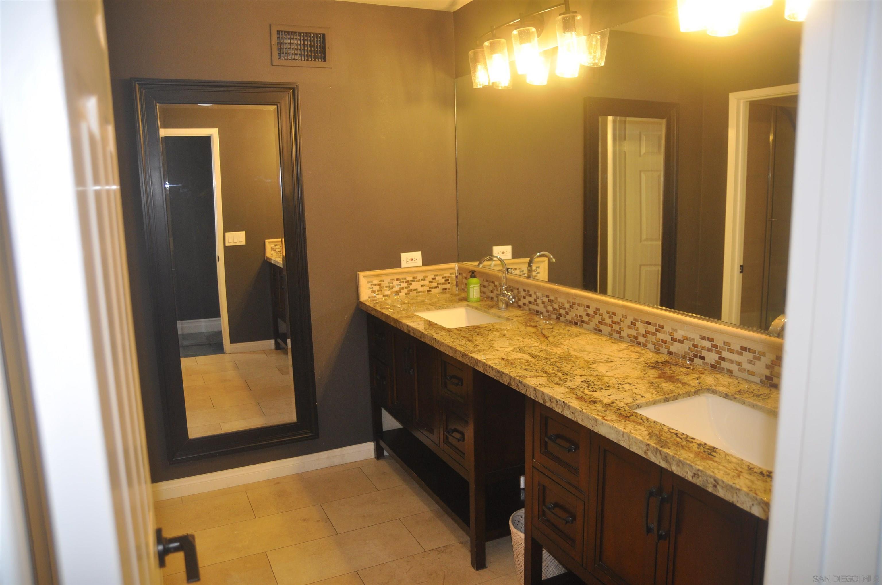 Detail Gallery Image 41 of 71 For 204  Cajon View Dr., El Cajon,  CA 92020 - 4 Beds | 3/1 Baths