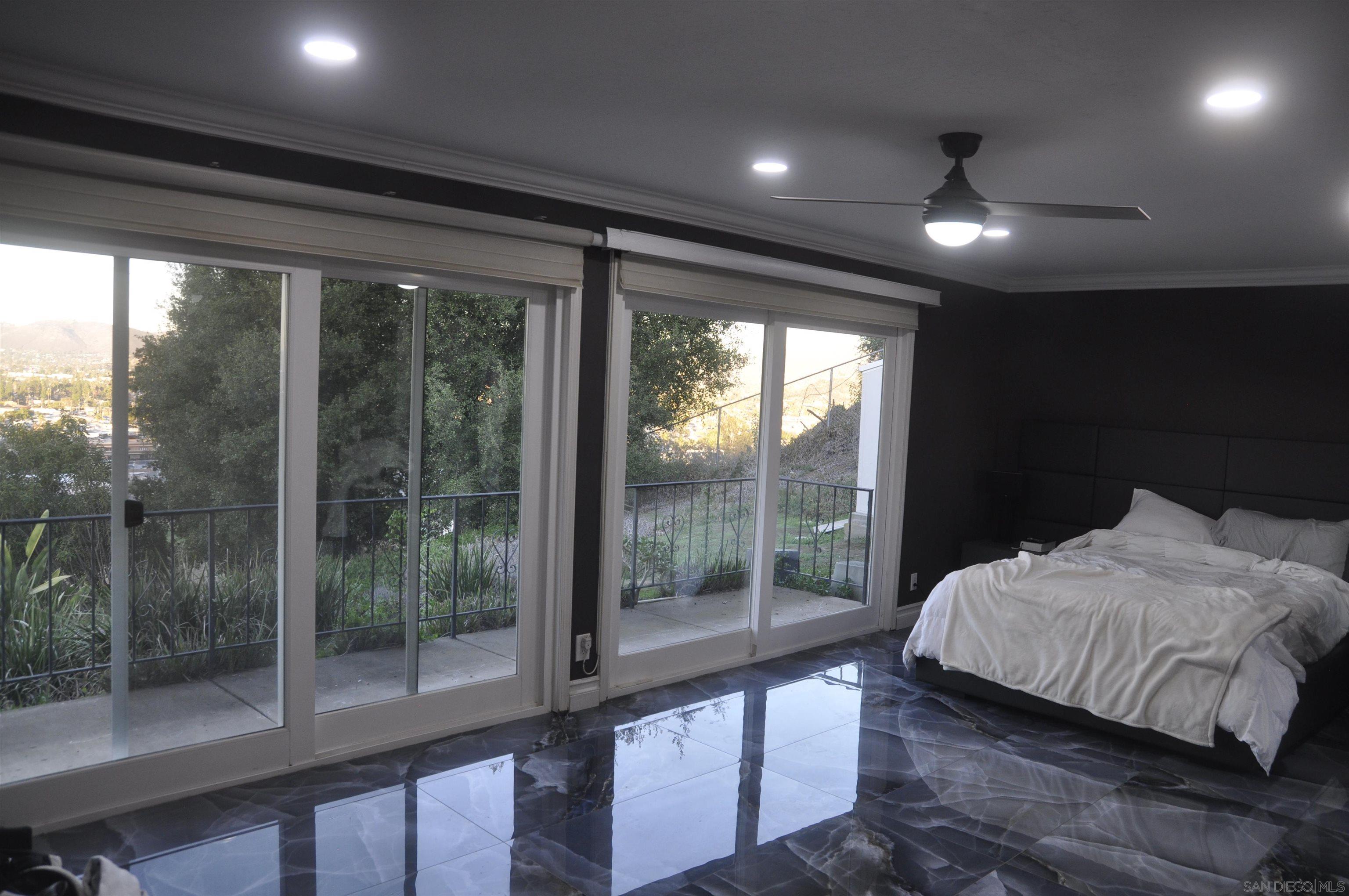 Detail Gallery Image 6 of 71 For 204  Cajon View Dr., El Cajon,  CA 92020 - 4 Beds | 3/1 Baths