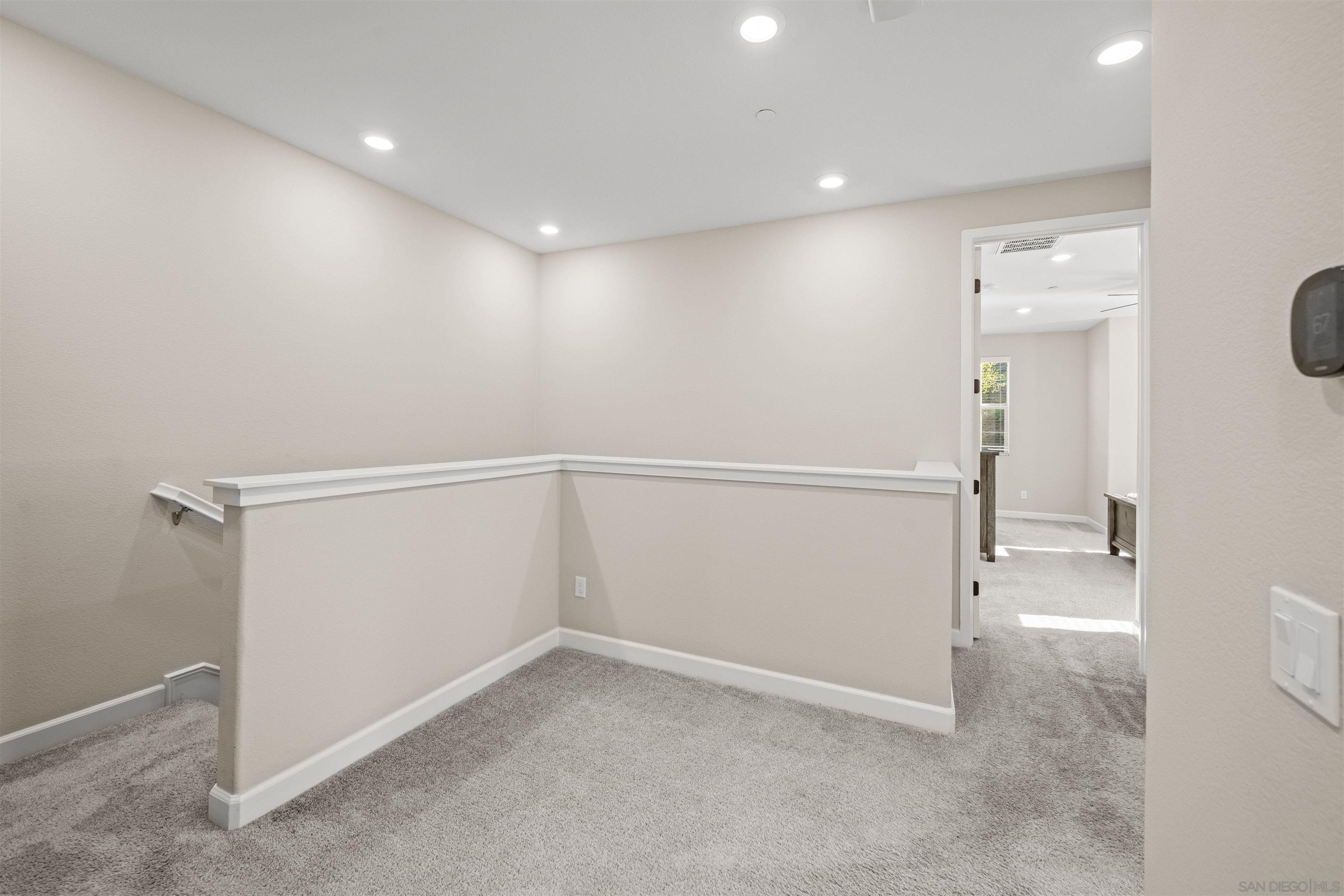 Detail Gallery Image 20 of 44 For 1151  Delpy View Pt, Vista,  CA 92084 - 4 Beds | 2/1 Baths