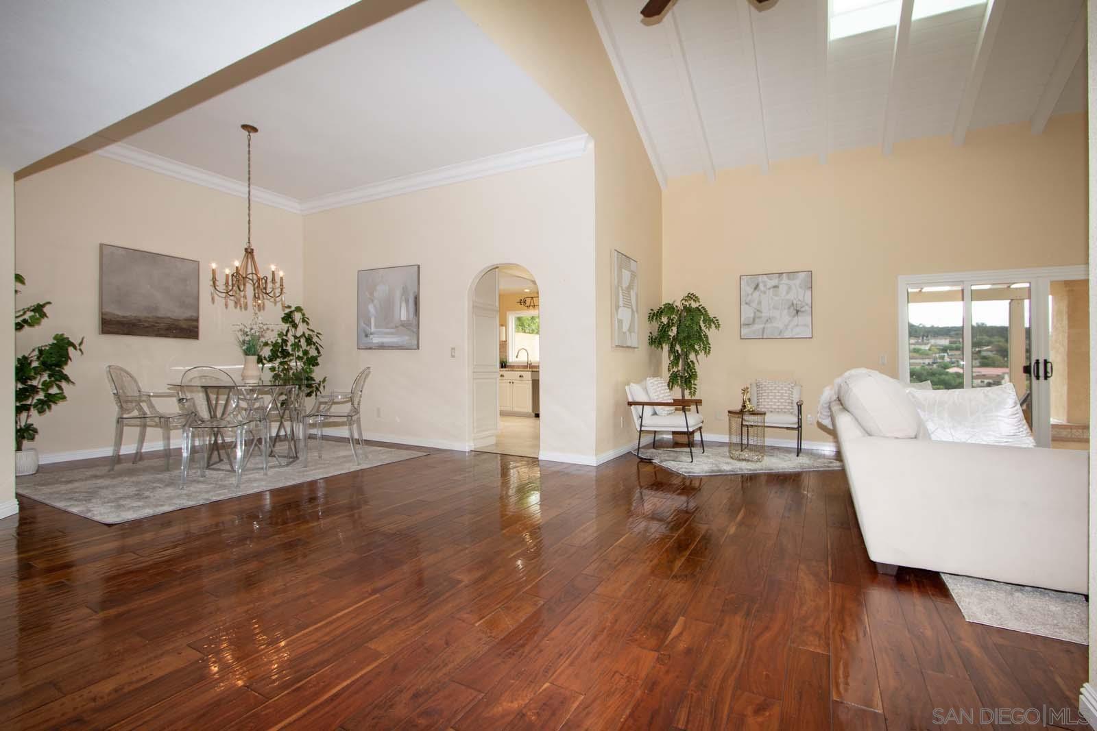 Detail Gallery Image 17 of 38 For 17639  Caminito Hercuba, San Diego,  CA 92128 - 3 Beds | 2 Baths