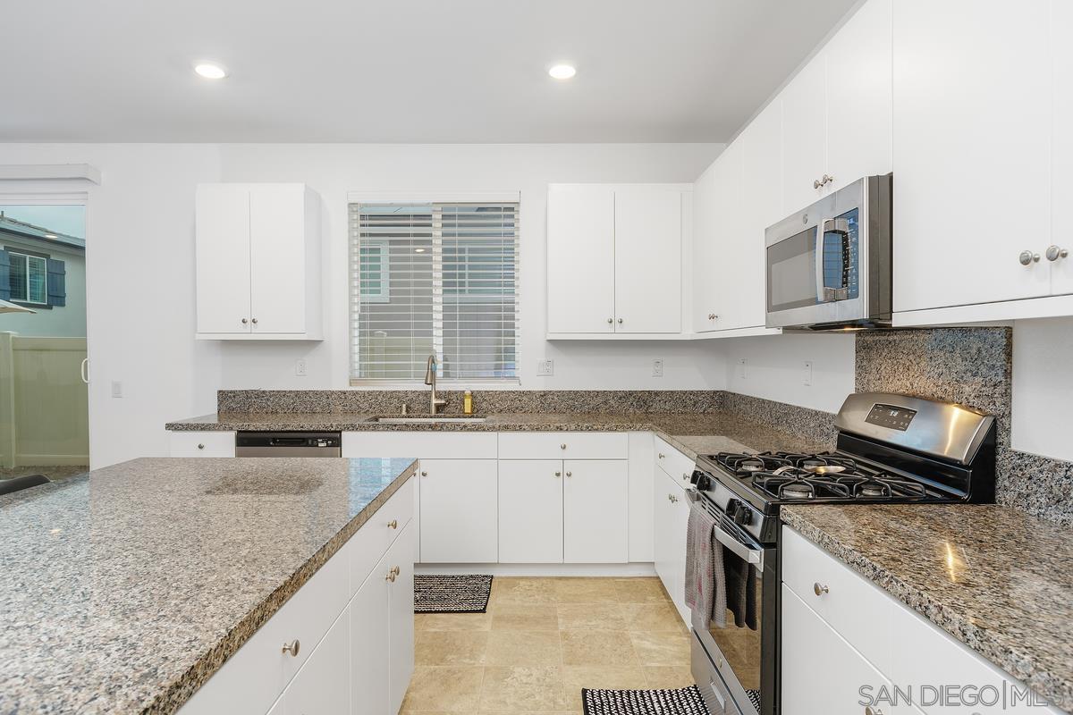 Detail Gallery Image 11 of 45 For 36588  Diego Springs Ave, Murrieta,  CA 92563 - 4 Beds | 3 Baths