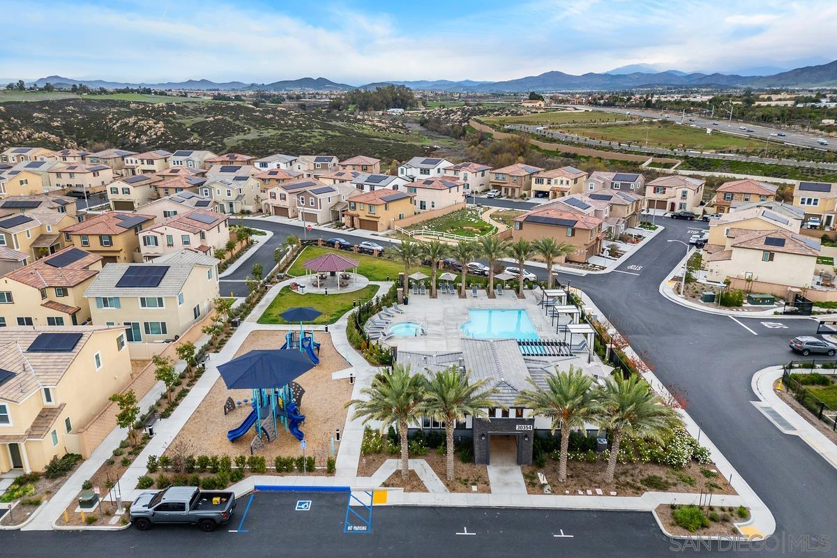 Detail Gallery Image 4 of 45 For 36588  Diego Springs Ave, Murrieta,  CA 92563 - 4 Beds | 3 Baths