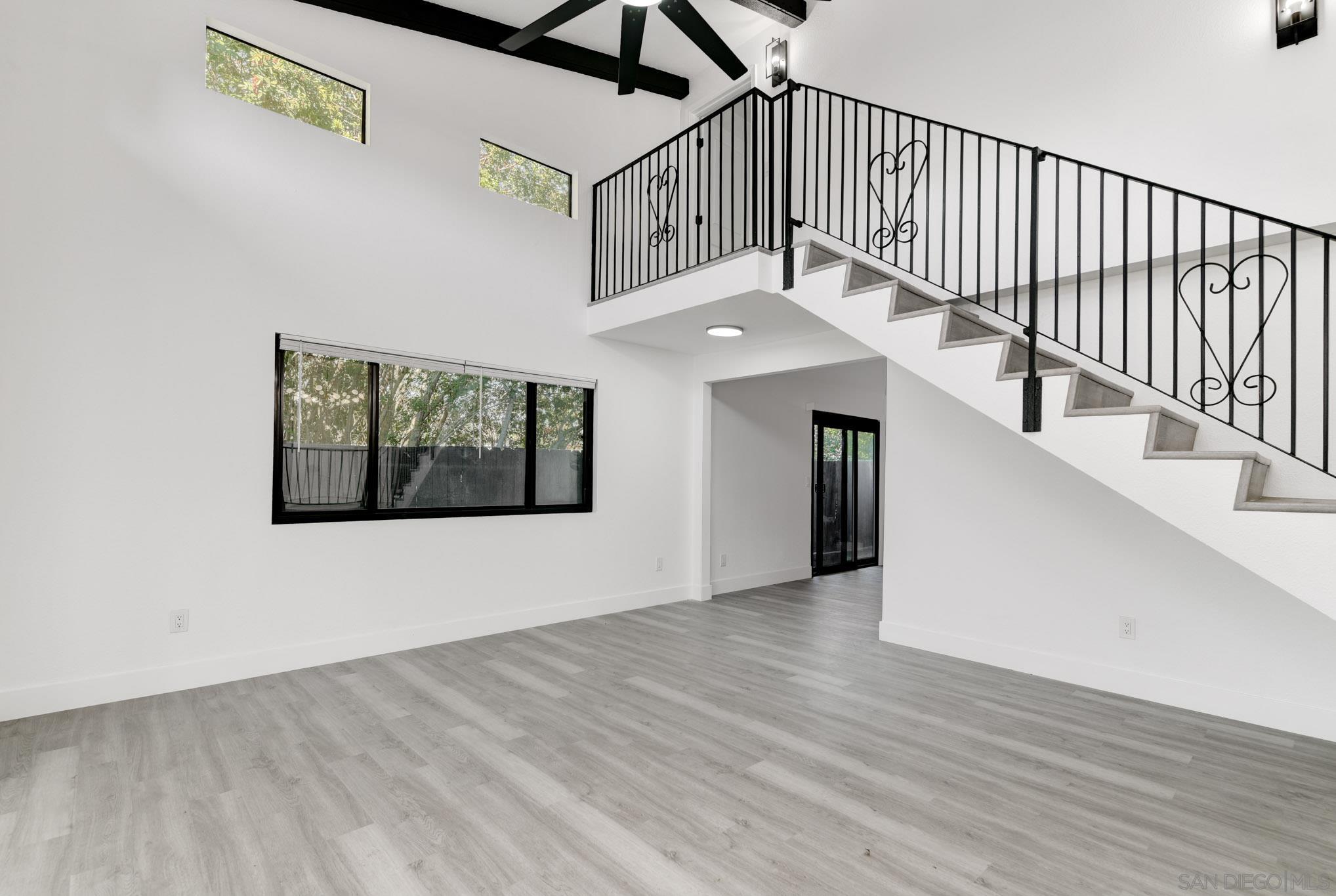 Detail Gallery Image 8 of 37 For 3443  Golden View Ter, Lemon Grove,  CA 91945 - 4 Beds | 2 Baths