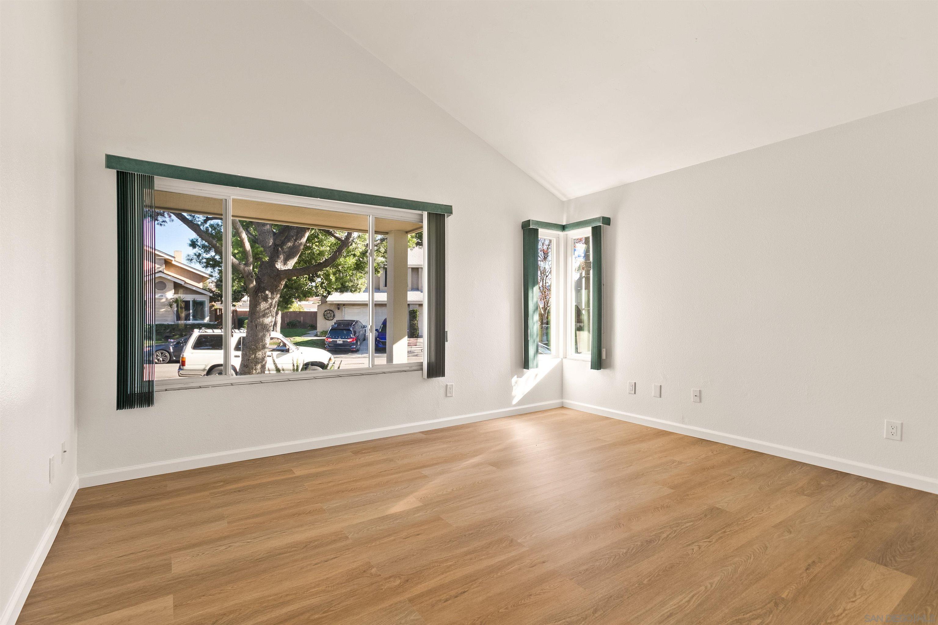 Detail Gallery Image 21 of 40 For 7281  Oakham Way, San Diego,  CA 92139 - 3 Beds | 2 Baths