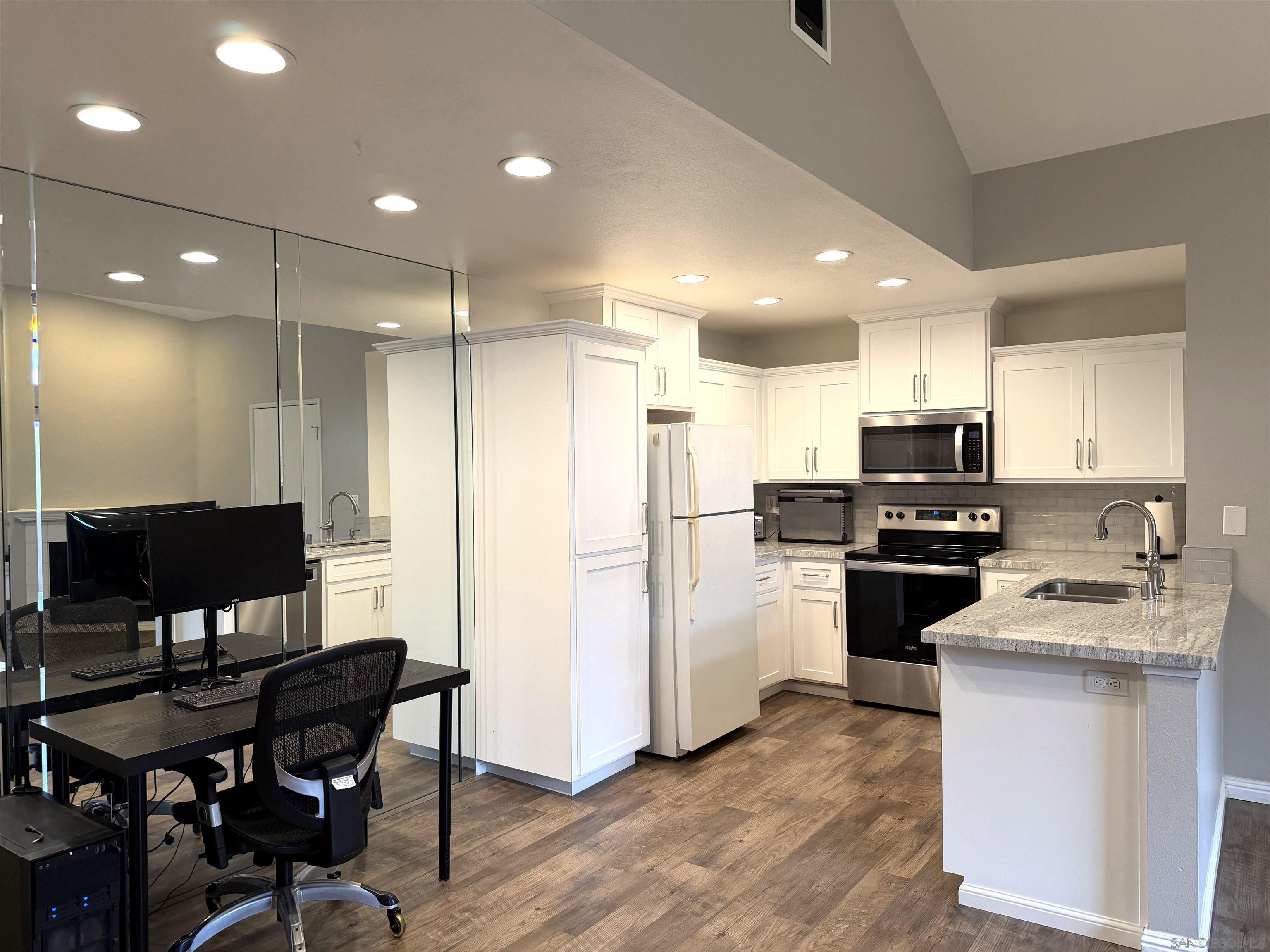 Detail Gallery Image 11 of 31 For 17161  Alva Road  #123,  San Diego,  CA 92127 - 1 Beds | 1 Baths