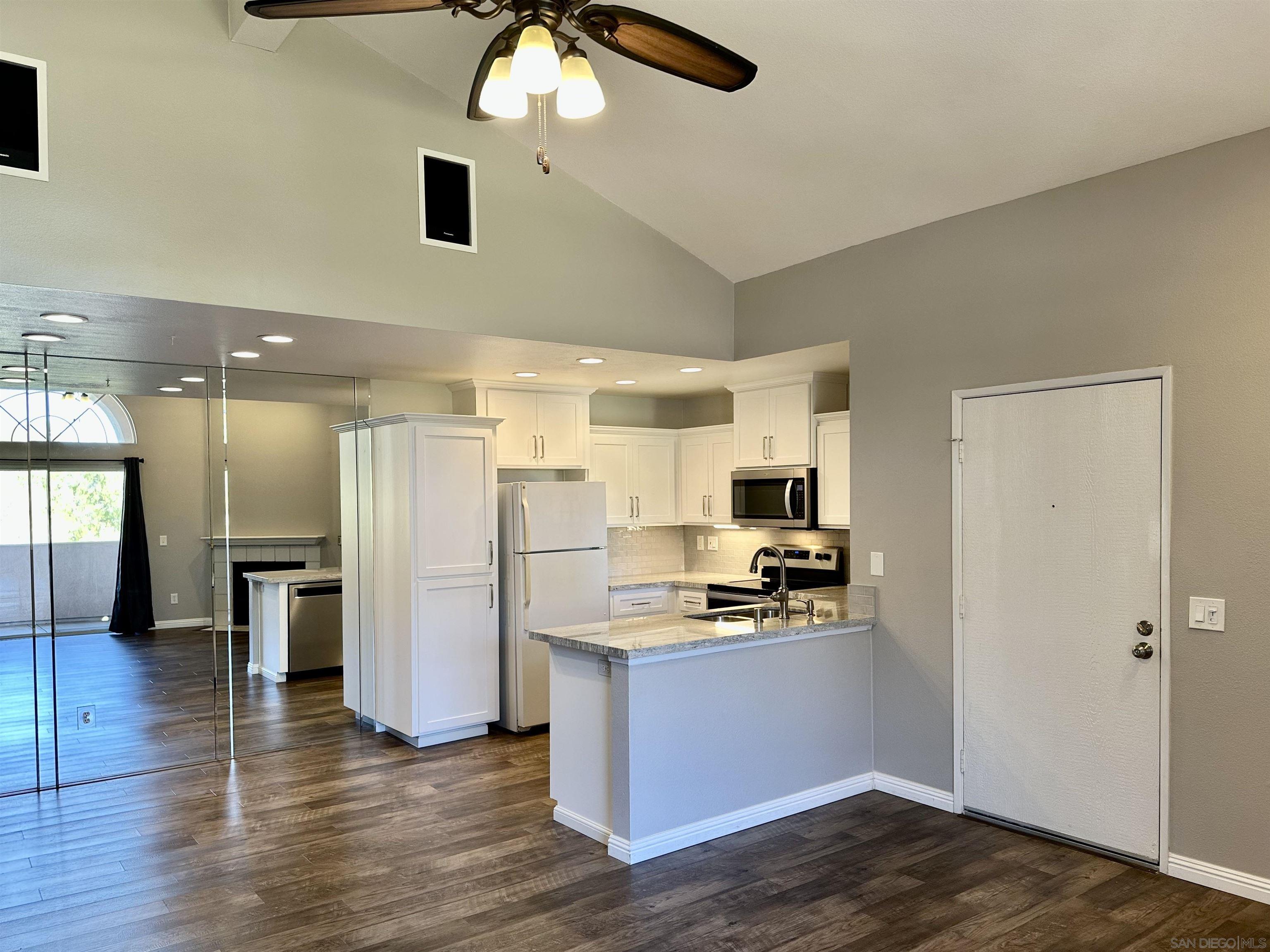 Detail Gallery Image 7 of 31 For 17161  Alva Road  #123,  San Diego,  CA 92127 - 1 Beds | 1 Baths