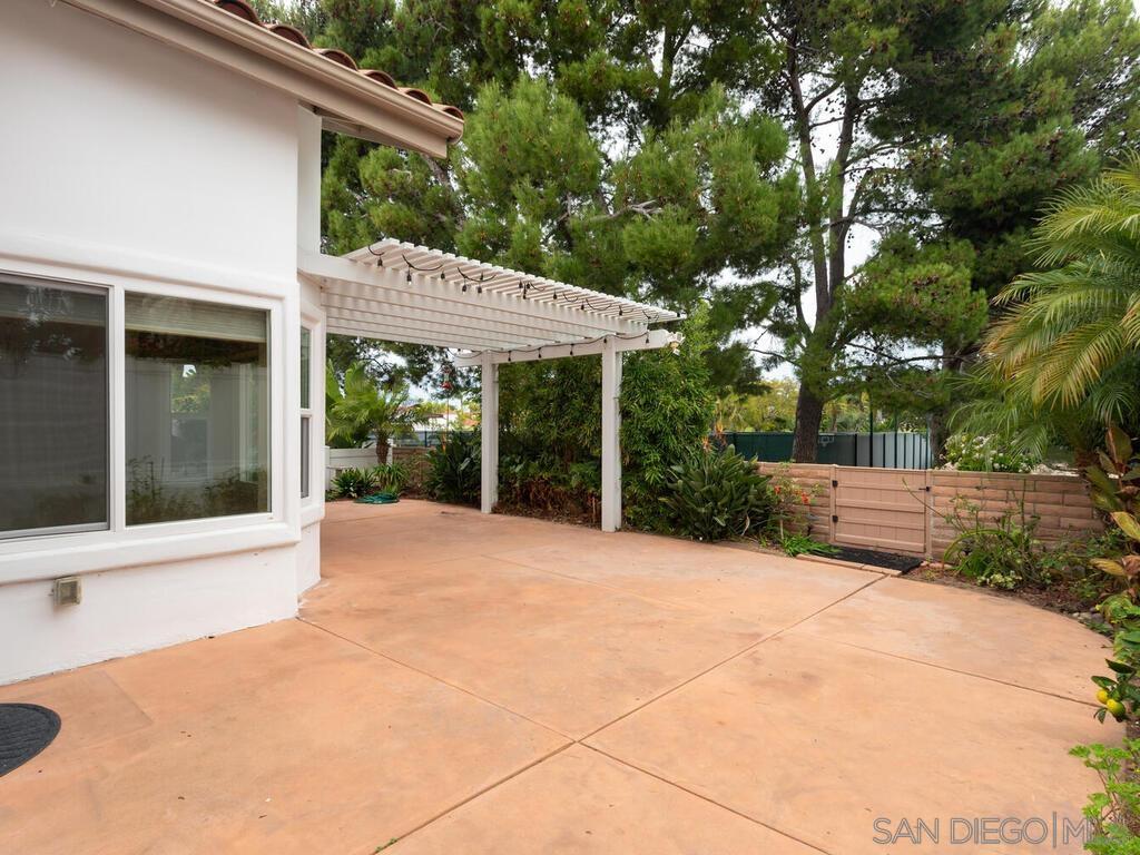 Detail Gallery Image 34 of 47 For 4708  Galicia Way, Oceanside,  CA 92056 - 2 Beds | 2 Baths