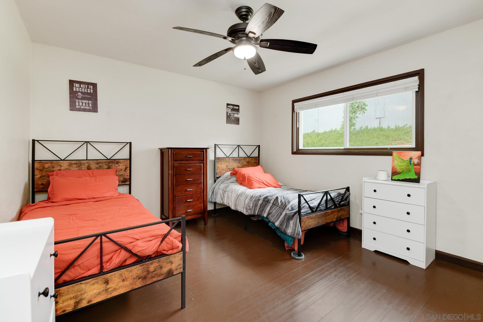 Detail Gallery Image 14 of 32 For 4388  Bellflower Dr, La Mesa,  CA 91941 - 4 Beds | 4 Baths