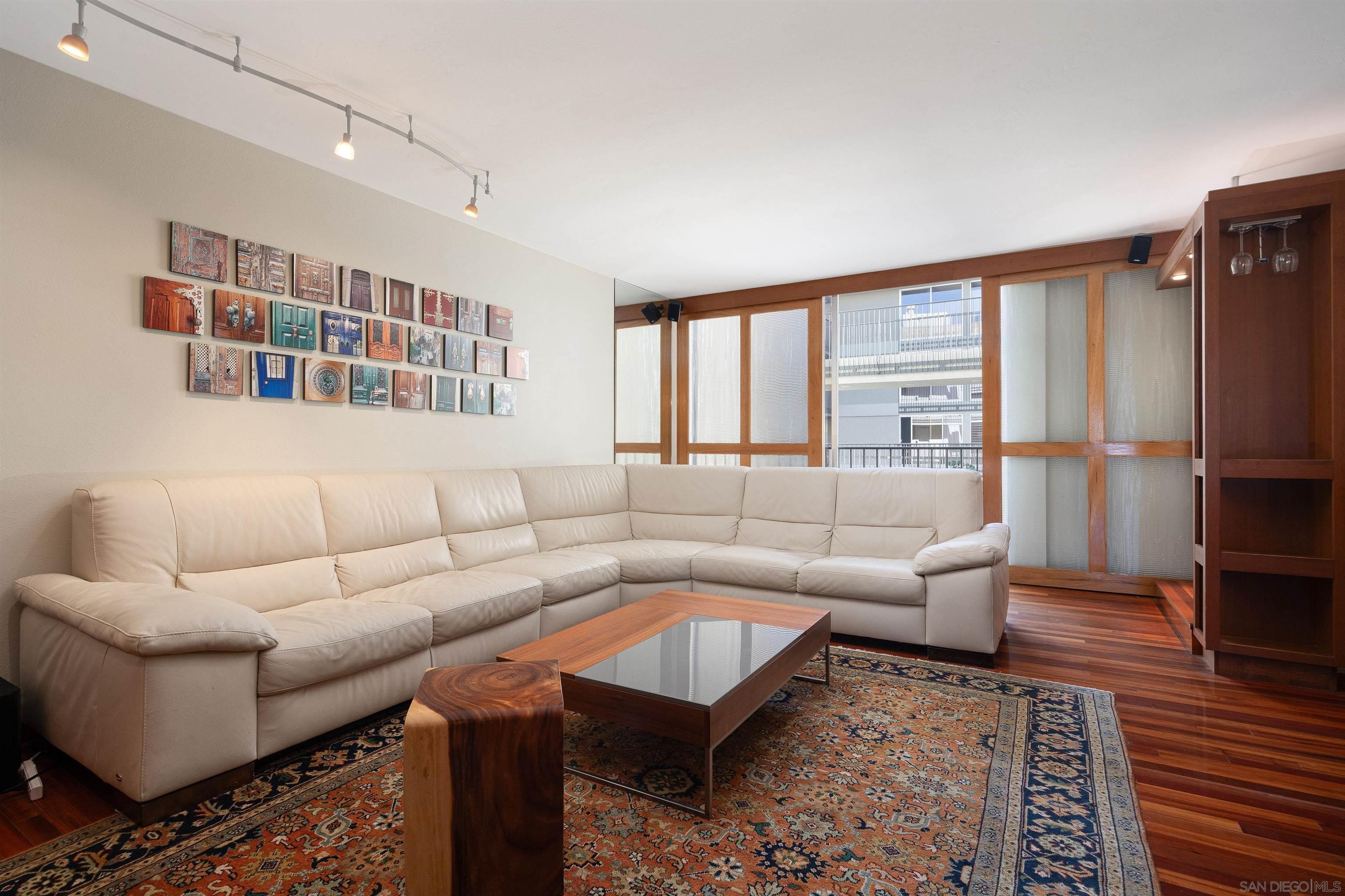 Detail Gallery Image 9 of 23 For 7811  Eads Ave  #311,  La Jolla,  CA 92037 - 2 Beds | 2 Baths