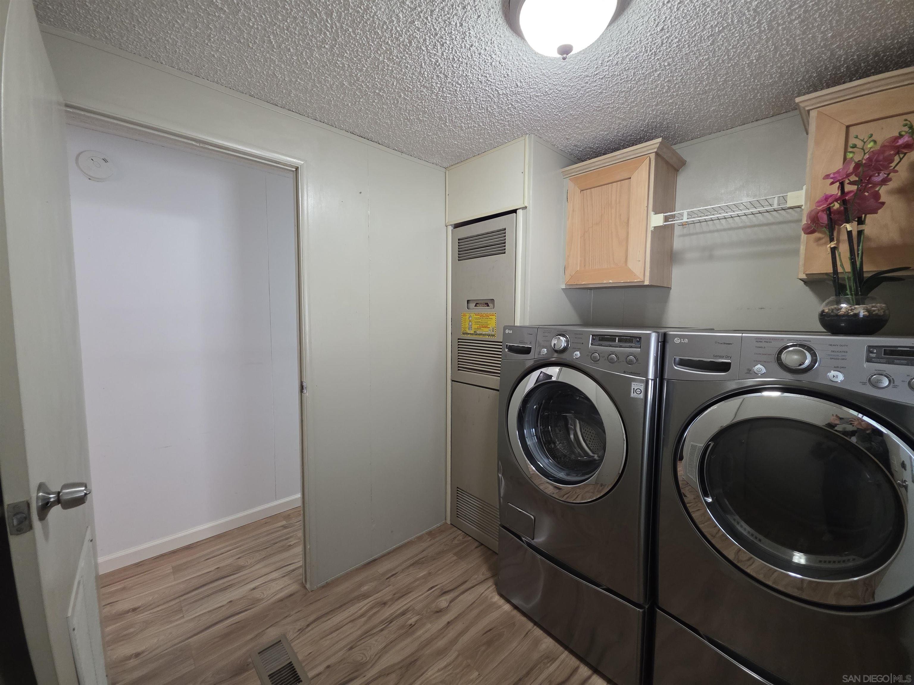 Detail Gallery Image 17 of 47 For 4832  Old Cliffs Rd, San Diego,  CA 92120 - 2 Beds | 2 Baths