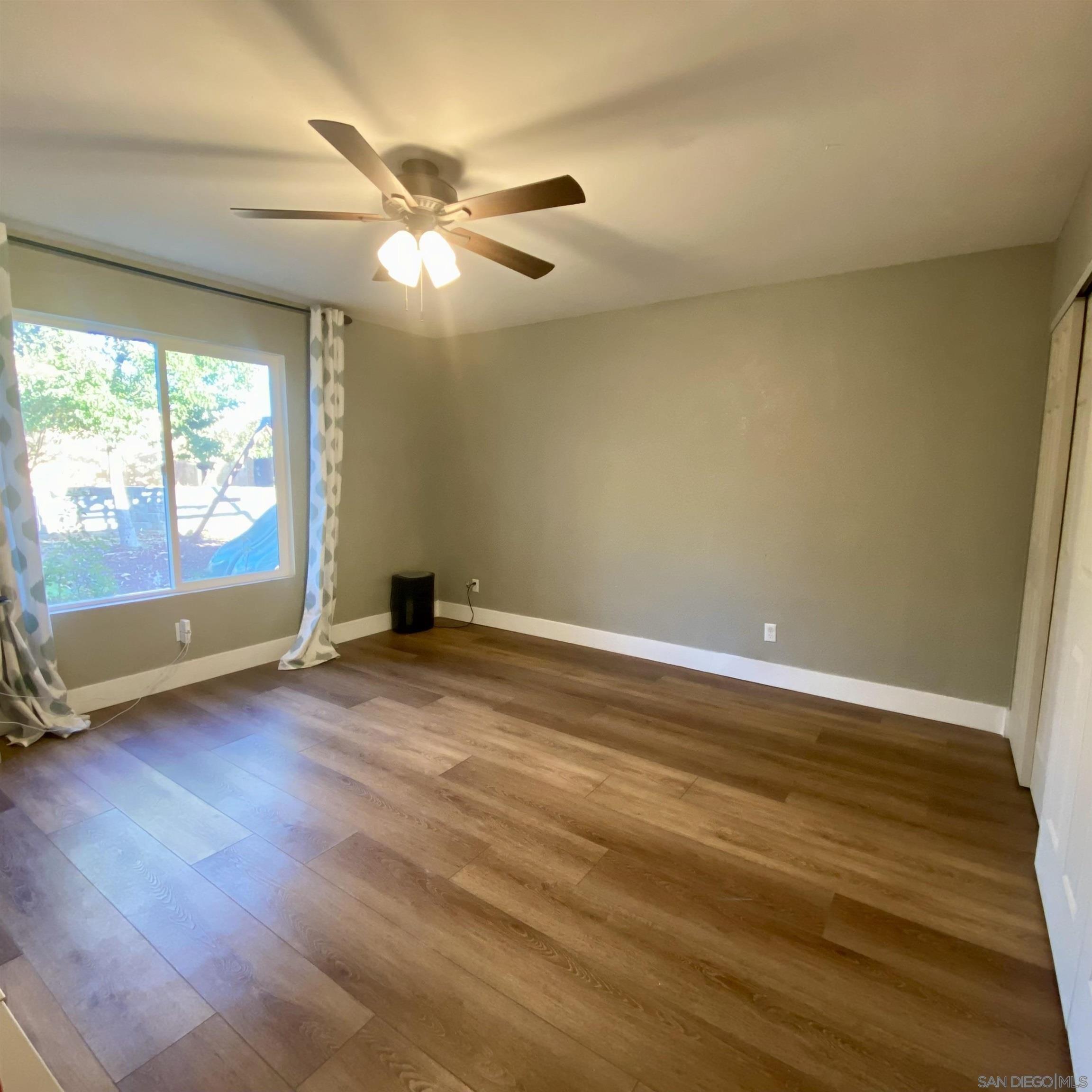 Detail Gallery Image 10 of 15 For 13397  via Stephen, Poway,  CA 92064 - 4 Beds | 2 Baths