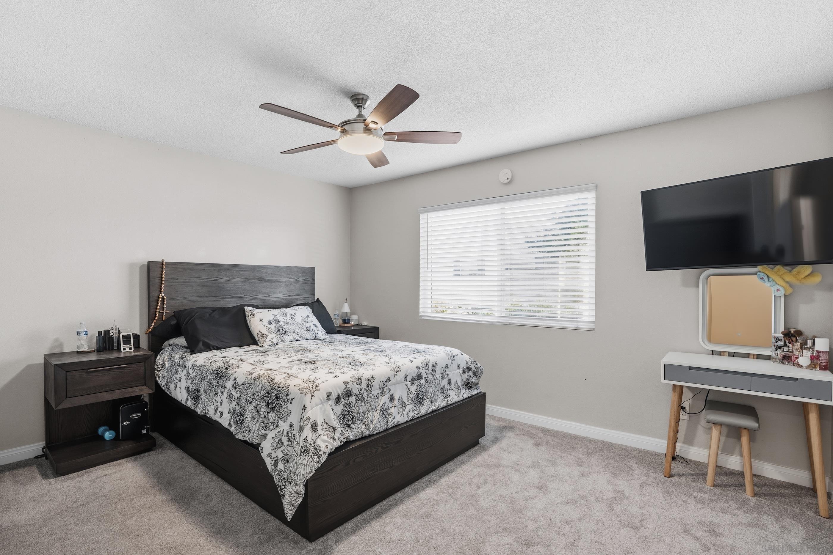 Detail Gallery Image 13 of 21 For 803  Shelter Cove Way, Oceanside,  CA 92058 - 3 Beds | 2/1 Baths