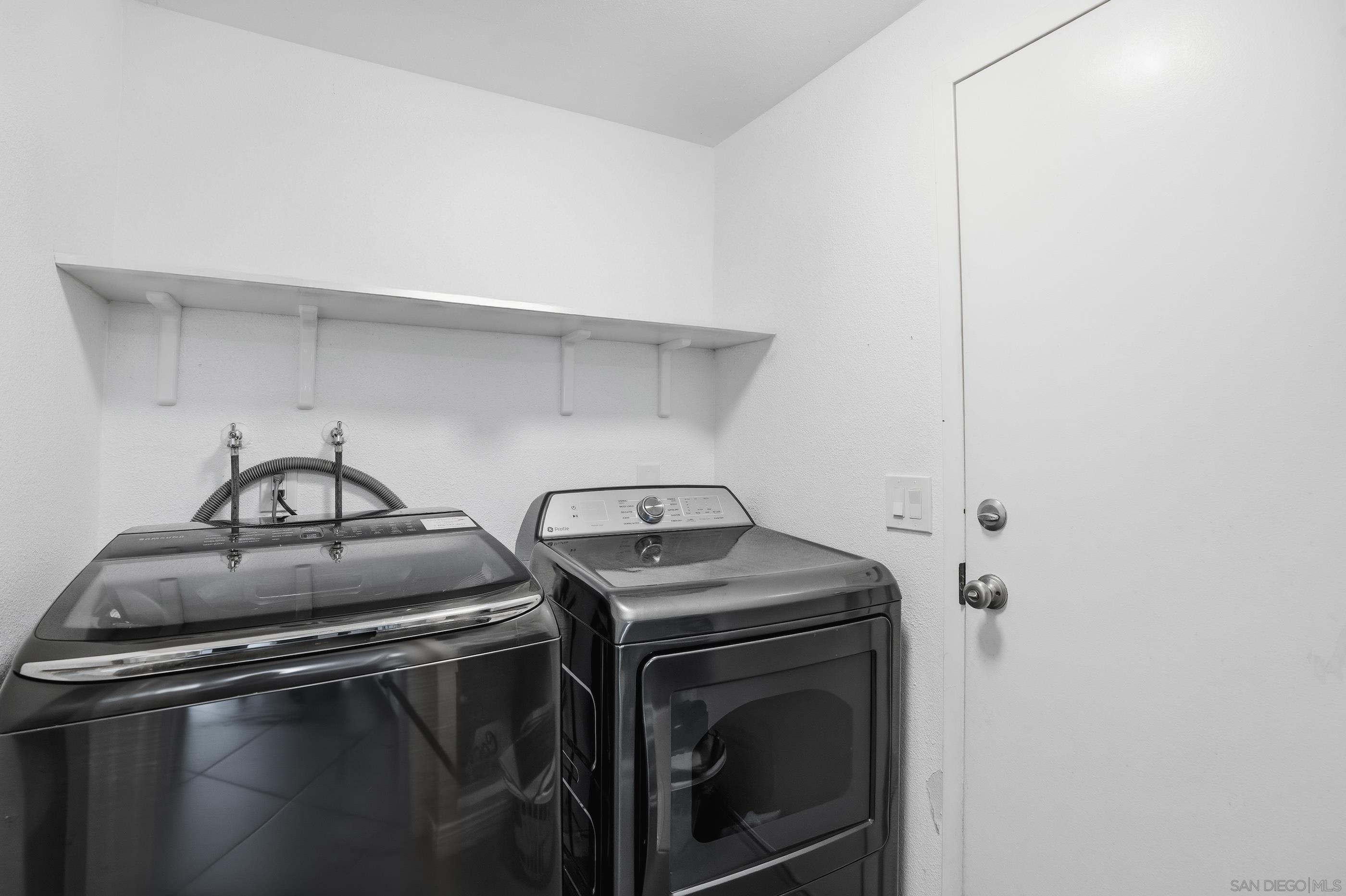 Detail Gallery Image 16 of 21 For 803  Shelter Cove Way, Oceanside,  CA 92058 - 3 Beds | 2/1 Baths