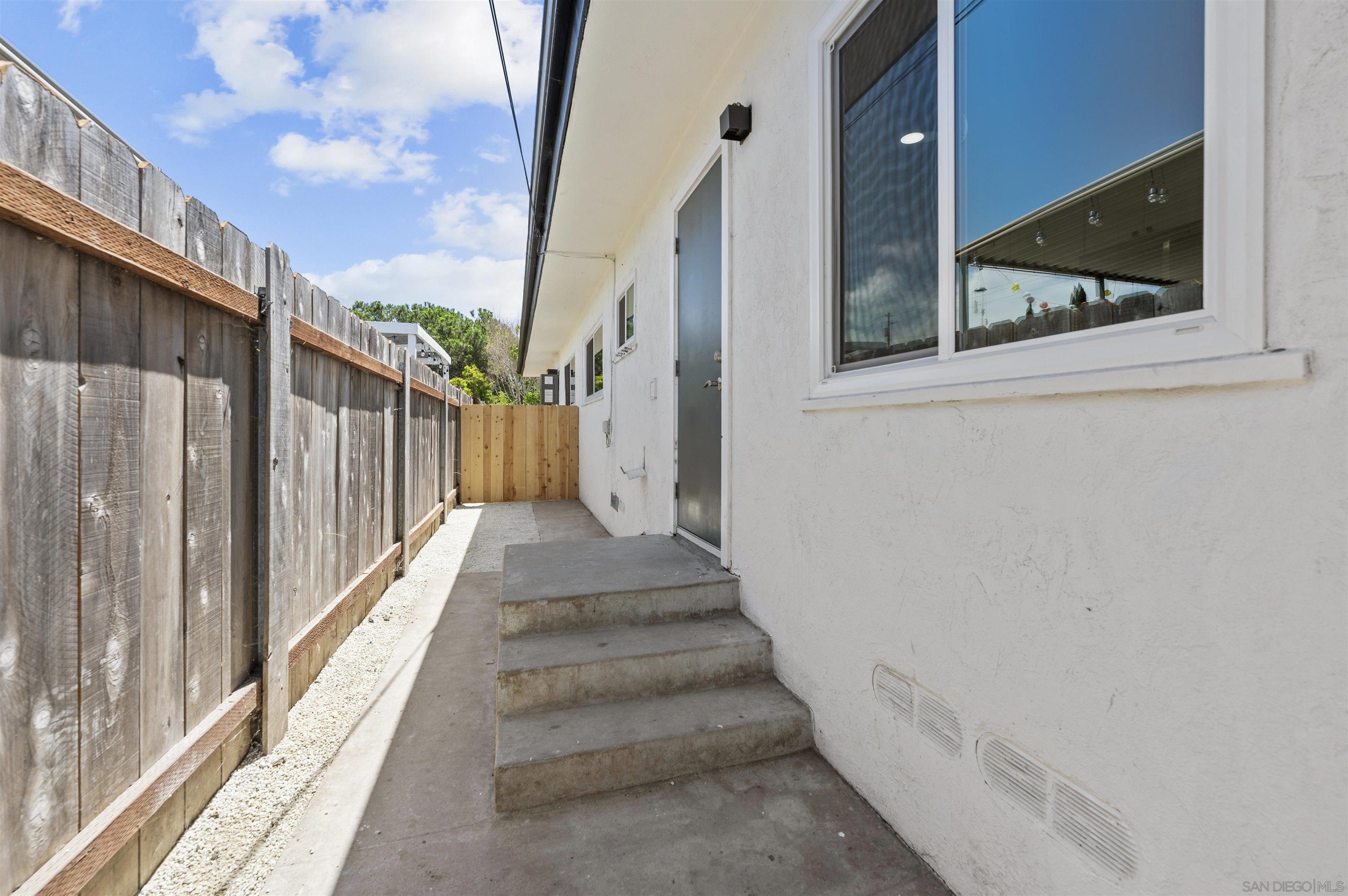 Detail Gallery Image 32 of 47 For 6979-81  Amherst, San Diego,  CA 92115 - – Beds | – Baths