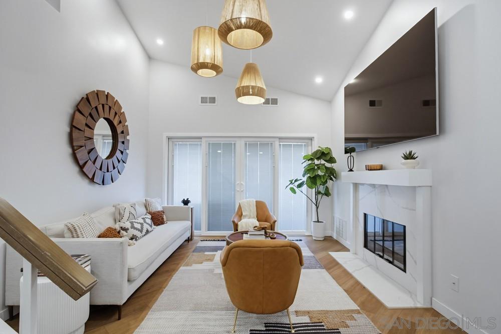 Front Image Thumbnail for SD2600106