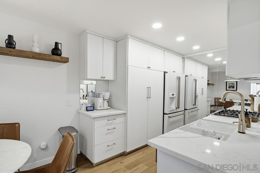 Detail Gallery Image 13 of 56 For 7223  Camino Degrazia  75, San Diego,  CA 92111 - 2 Beds | 2 Baths