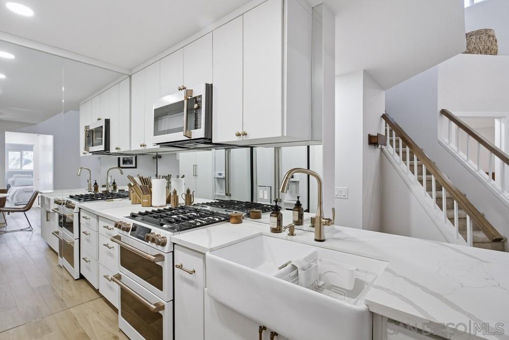 Detail Gallery Image 15 of 56 For 7223  Camino Degrazia  75, San Diego,  CA 92111 - 2 Beds | 2 Baths