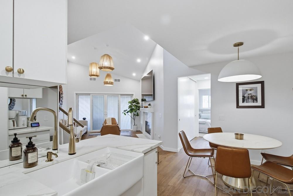 Detail Gallery Image 18 of 56 For 7223  Camino Degrazia  75, San Diego,  CA 92111 - 2 Beds | 2 Baths