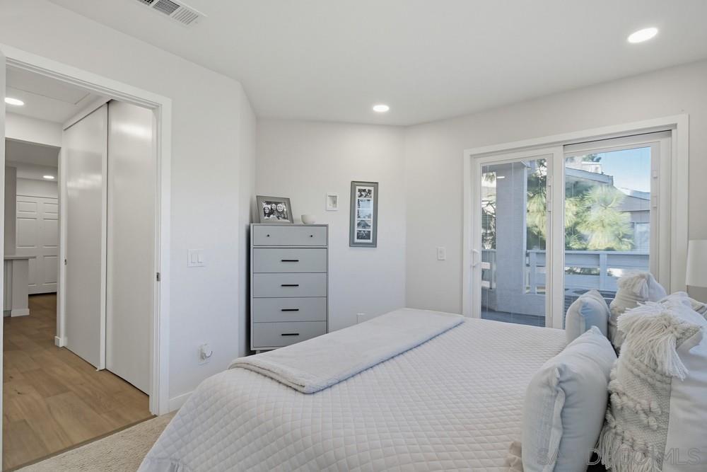 Detail Gallery Image 26 of 56 For 7223  Camino Degrazia  75, San Diego,  CA 92111 - 2 Beds | 2 Baths