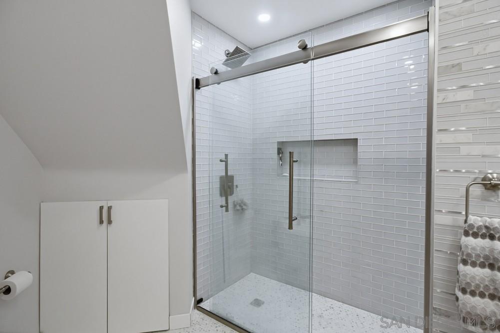 Detail Gallery Image 37 of 56 For 7223  Camino Degrazia  75, San Diego,  CA 92111 - 2 Beds | 2 Baths