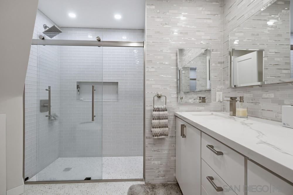 Detail Gallery Image 38 of 56 For 7223  Camino Degrazia  75, San Diego,  CA 92111 - 2 Beds | 2 Baths