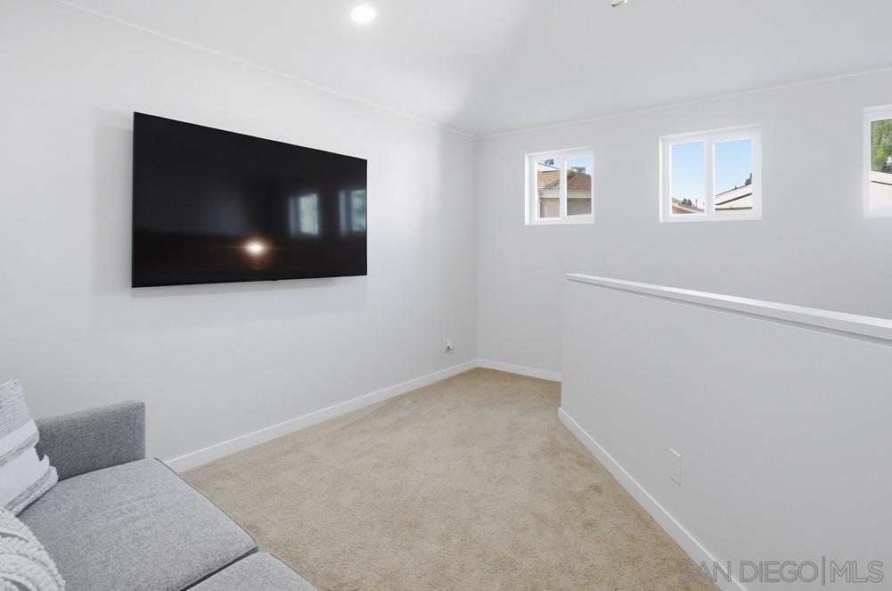 Detail Gallery Image 41 of 56 For 7223  Camino Degrazia  75, San Diego,  CA 92111 - 2 Beds | 2 Baths