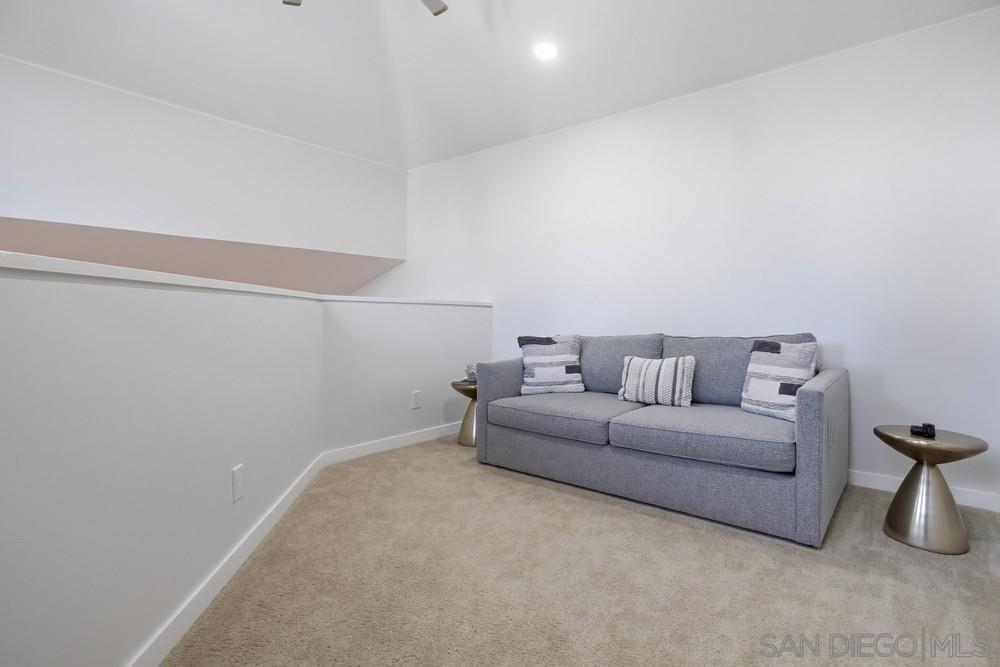 Detail Gallery Image 42 of 56 For 7223  Camino Degrazia  75, San Diego,  CA 92111 - 2 Beds | 2 Baths