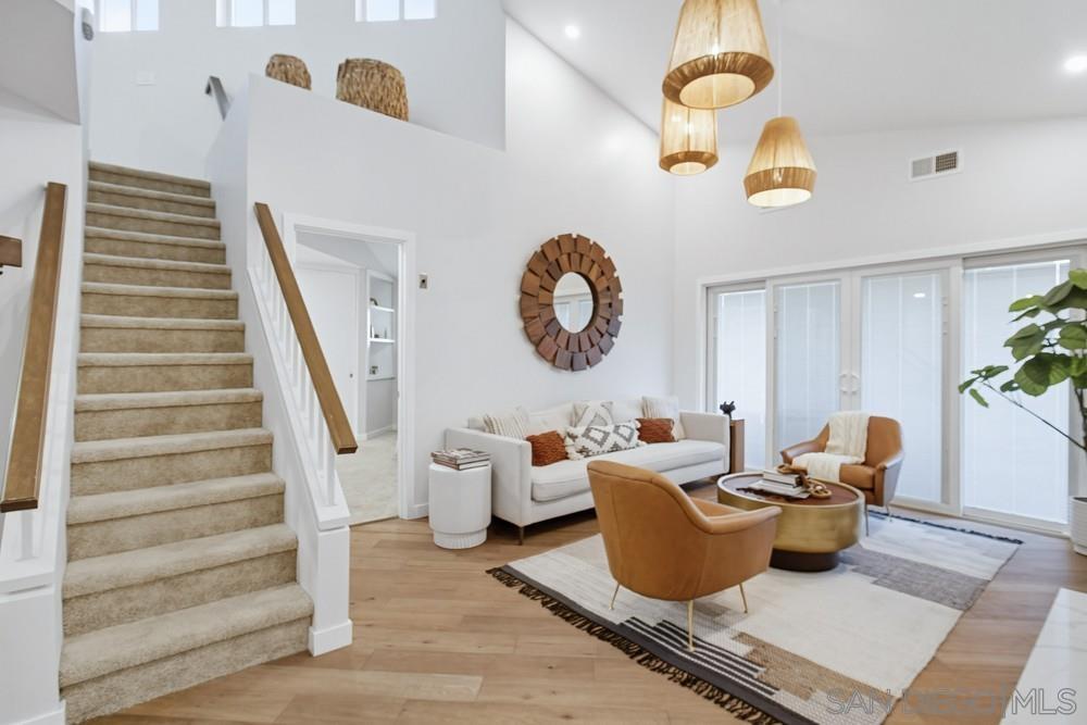 Detail Gallery Image 5 of 56 For 7223  Camino Degrazia  75, San Diego,  CA 92111 - 2 Beds | 2 Baths