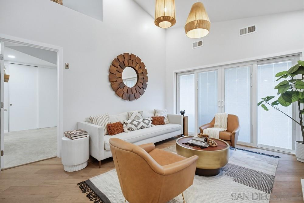 Detail Gallery Image 6 of 56 For 7223  Camino Degrazia  75, San Diego,  CA 92111 - 2 Beds | 2 Baths